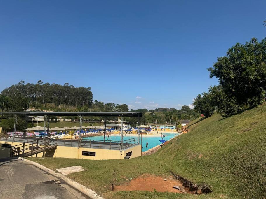 Casa dentro Parque aquático