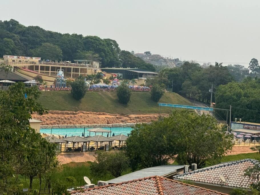 Casa dentro Parque aquático
