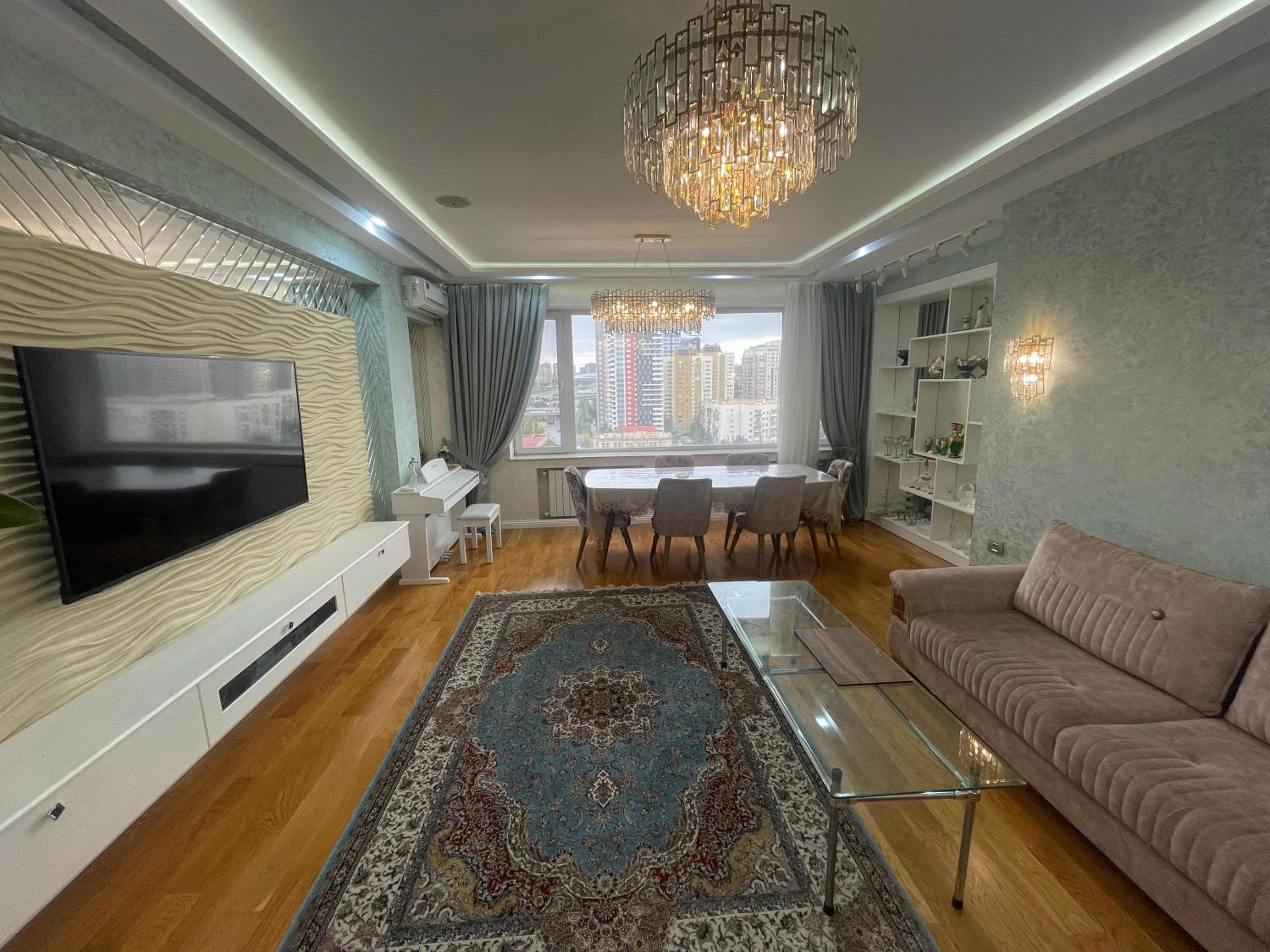 Khatai Recidense by NovART Gallery Hotel