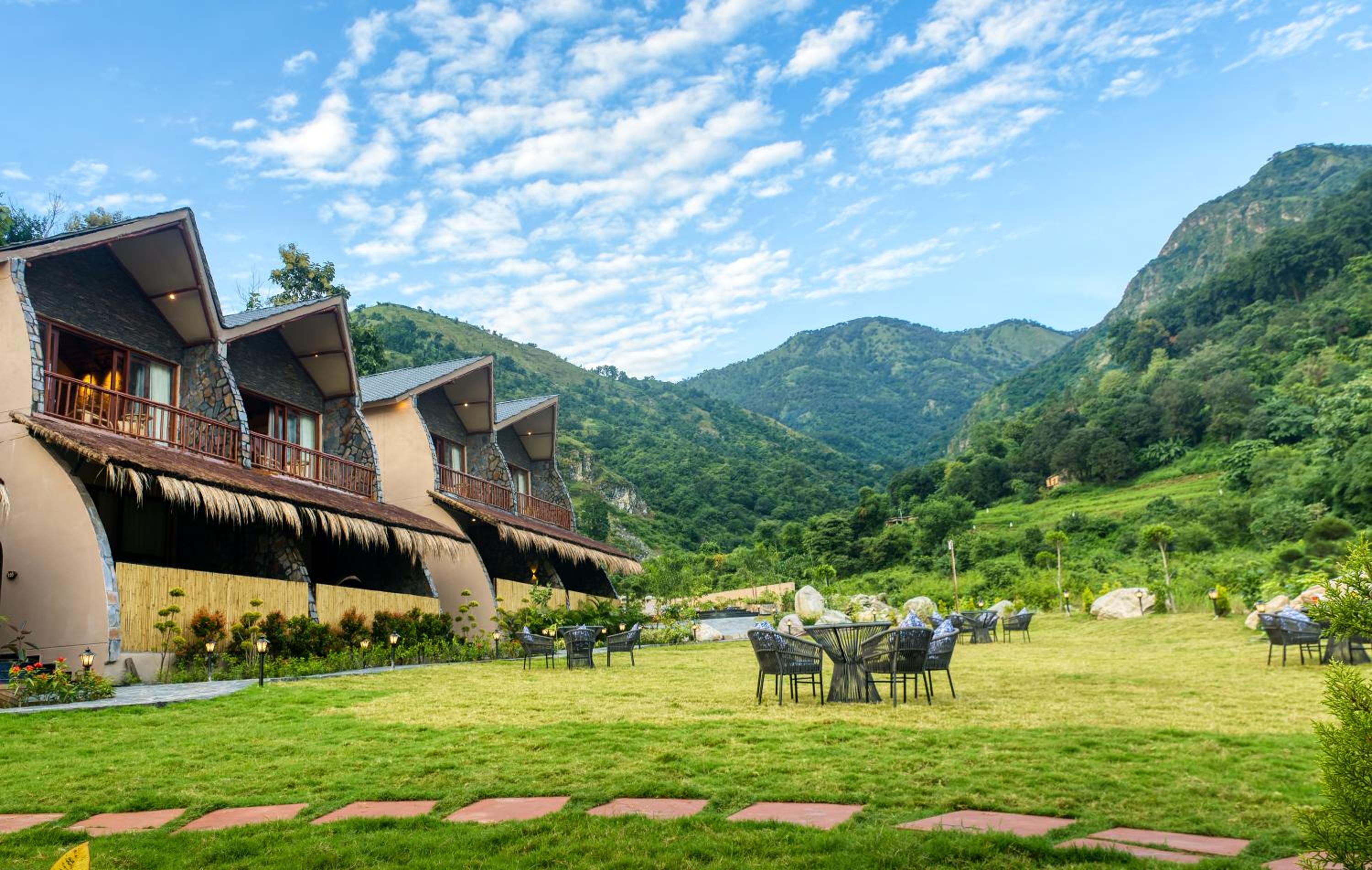 Corbett Vanvaas Resort view 4