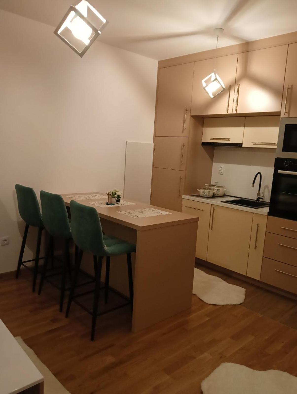 Small Family Apartman