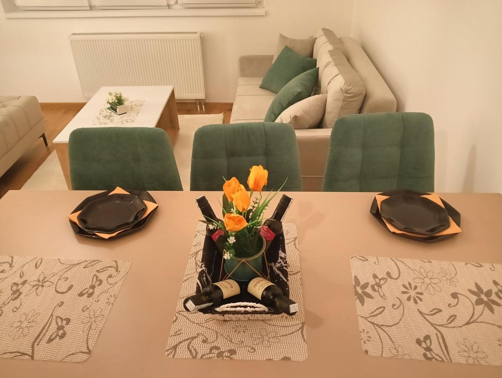 Small Family Apartman