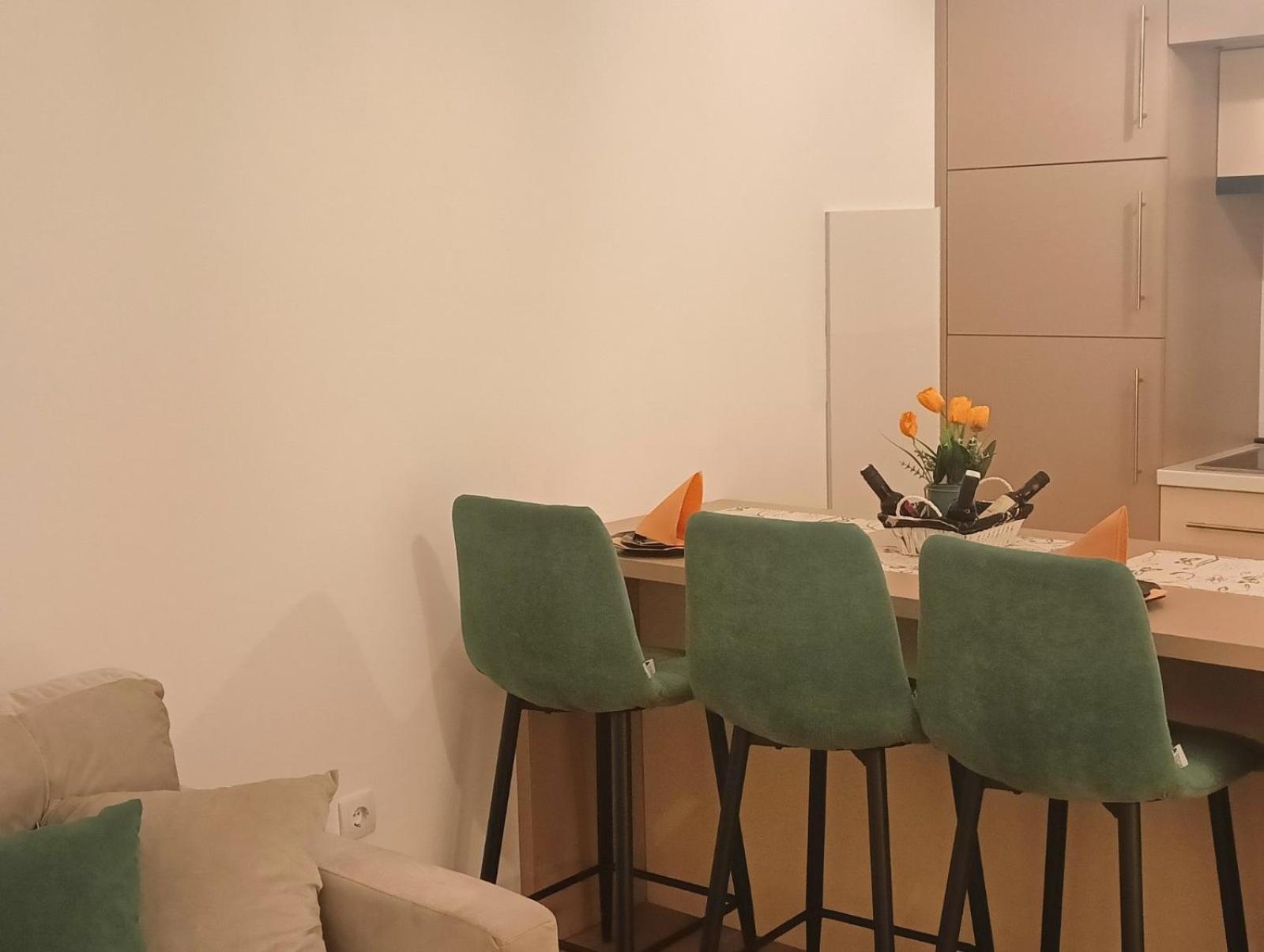 Small Family Apartman