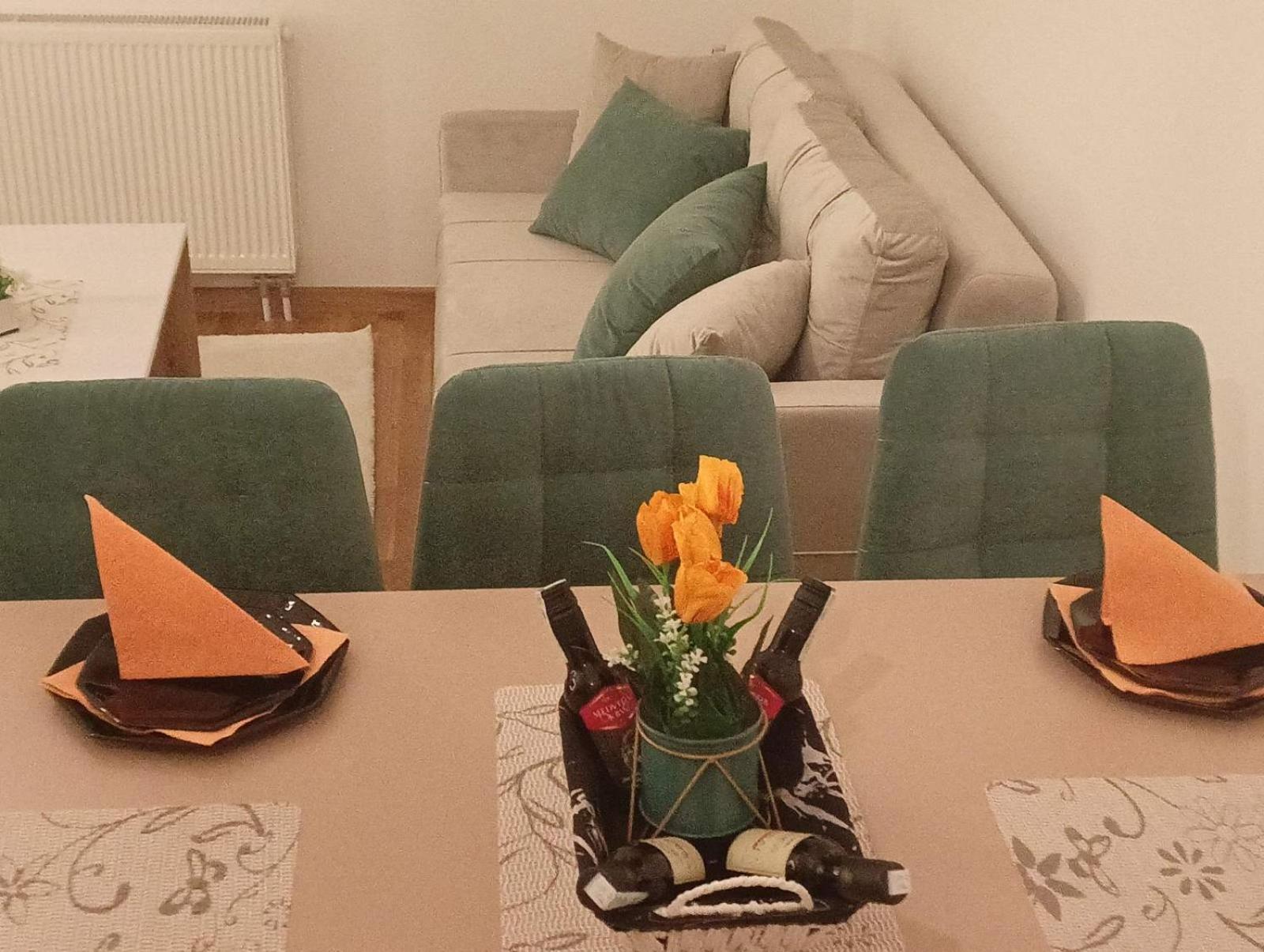 Small Family Apartman