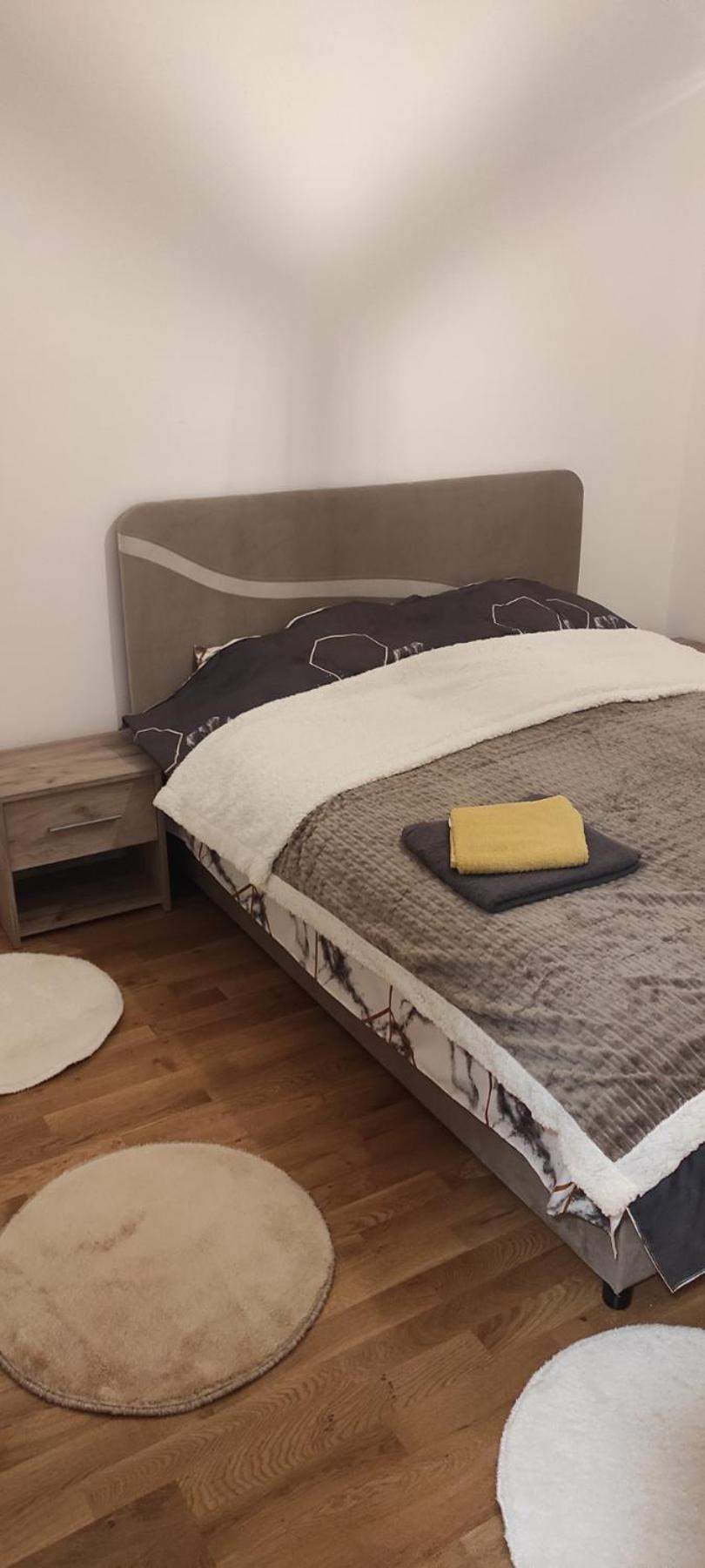 Small Family Apartman