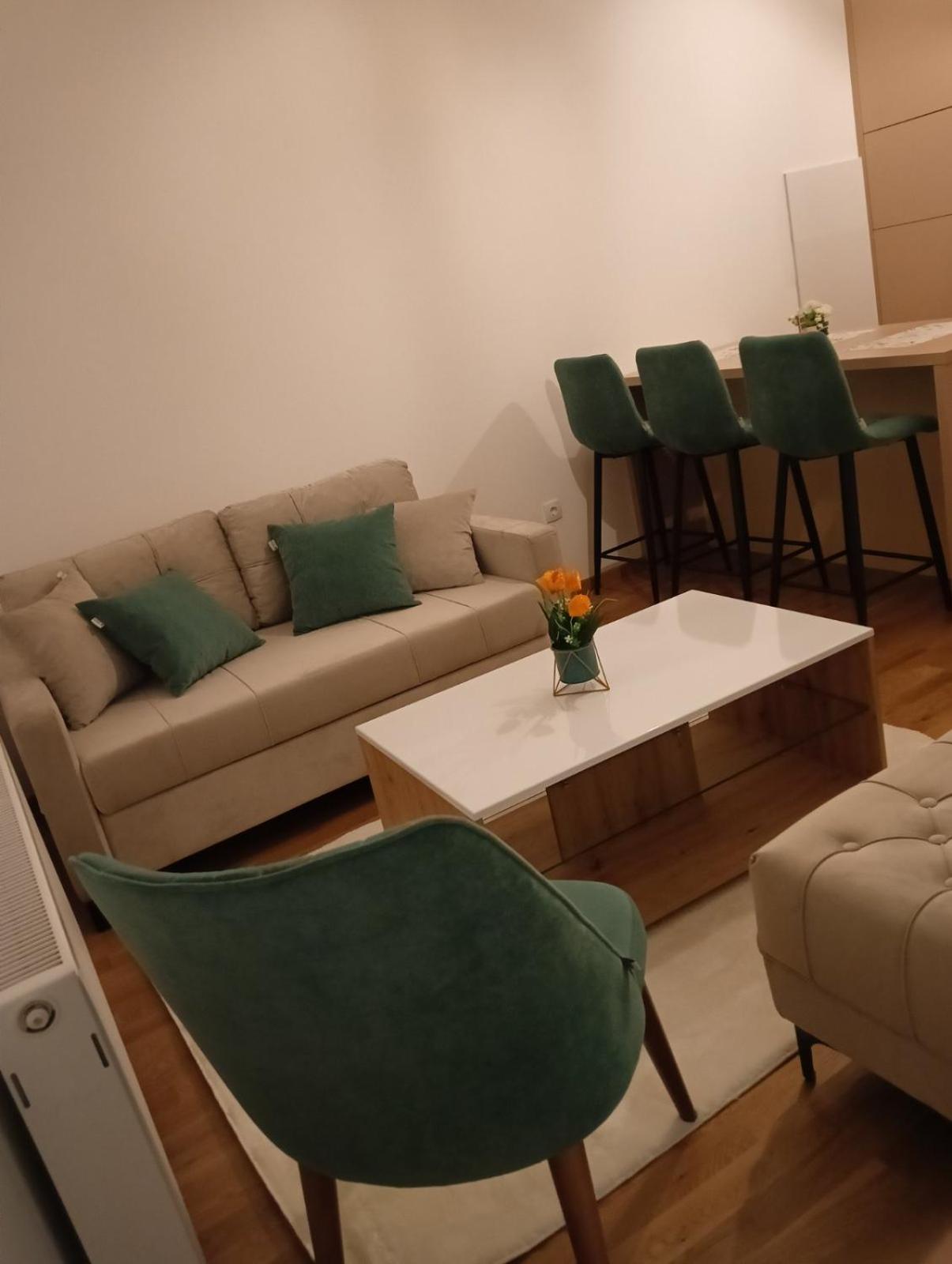 Small Family Apartman
