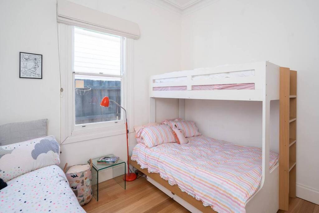 Spacious light-filled 3BD sanctuary in Northcote