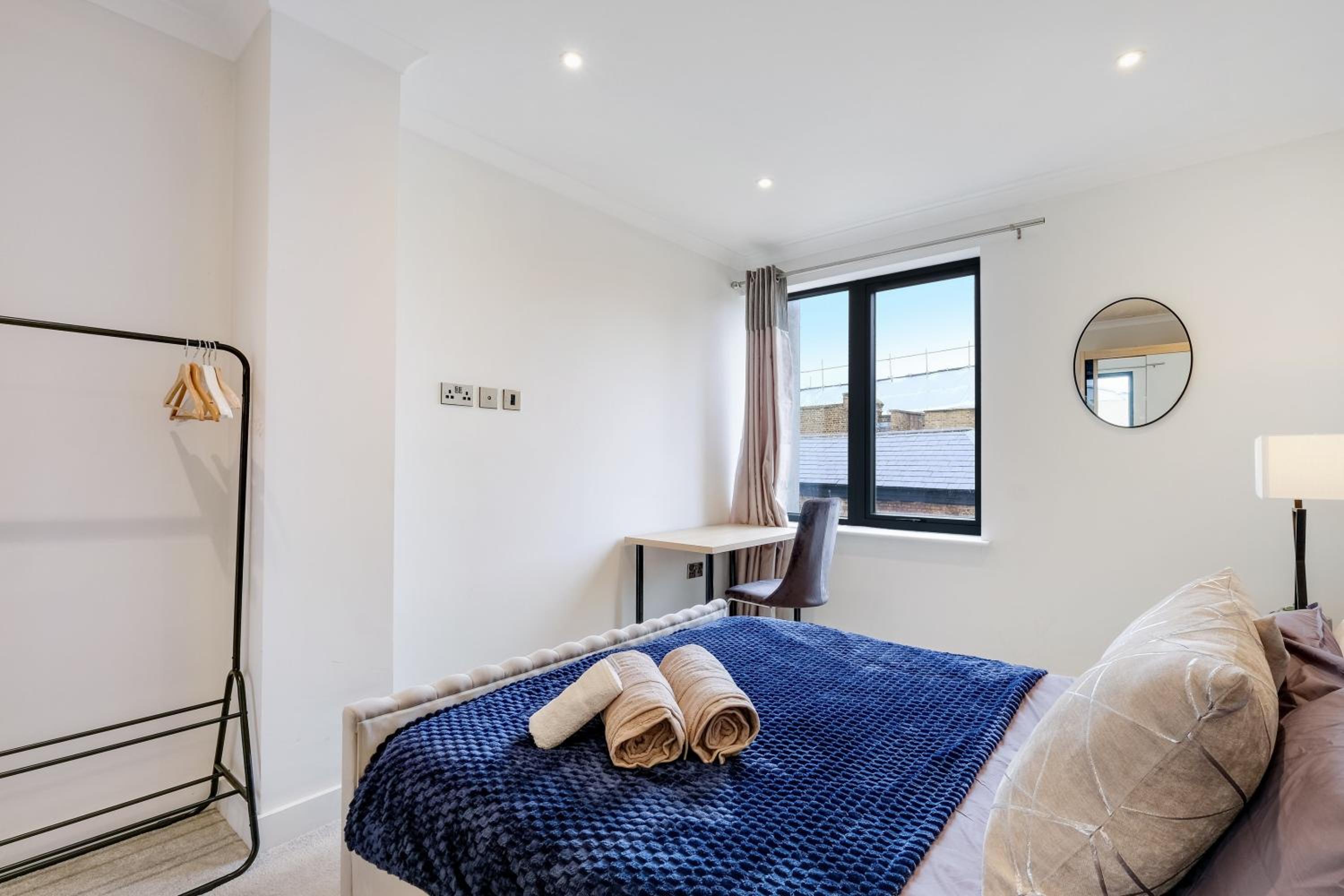 The Concord Modern 2 Bedroom Apartment