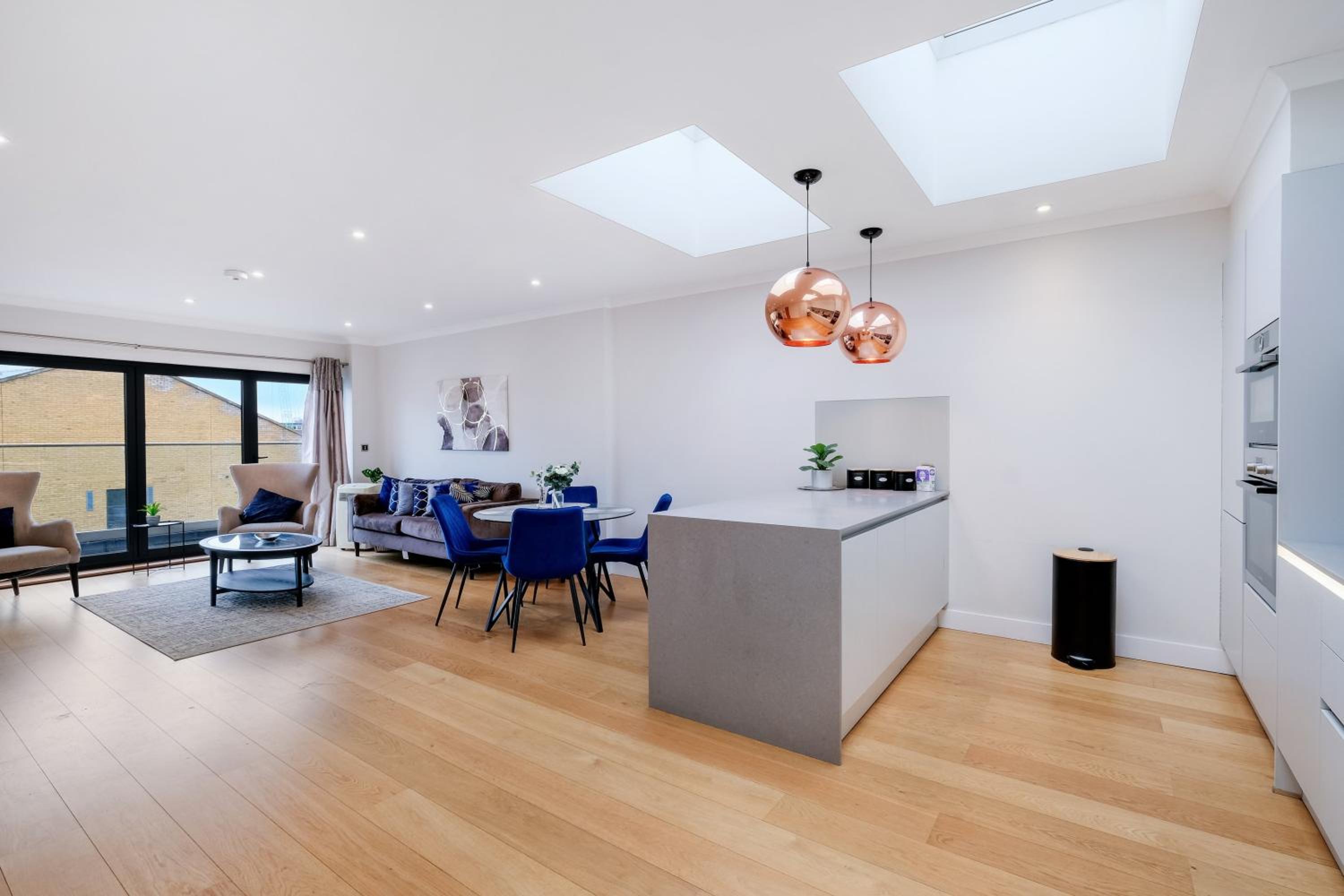 The Concord Modern 2 Bedroom Apartment