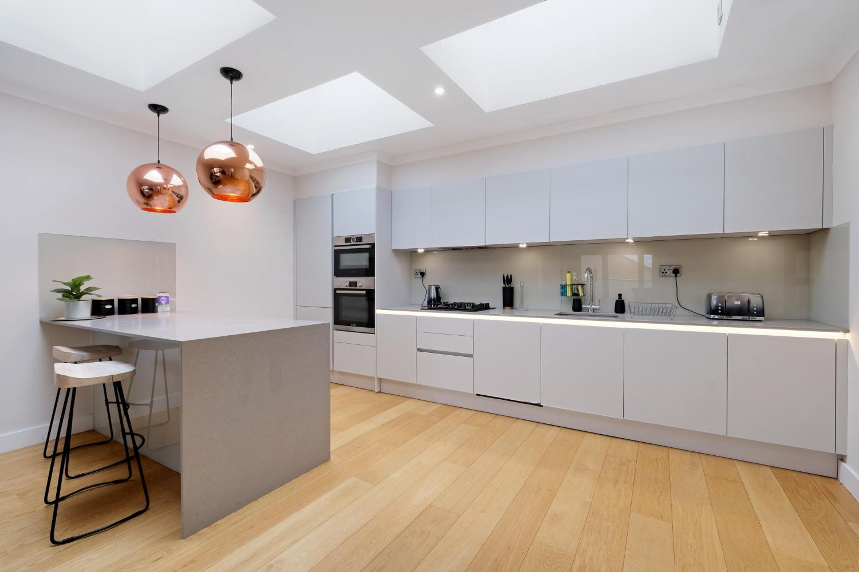 The Concord Modern 2 Bedroom Apartment