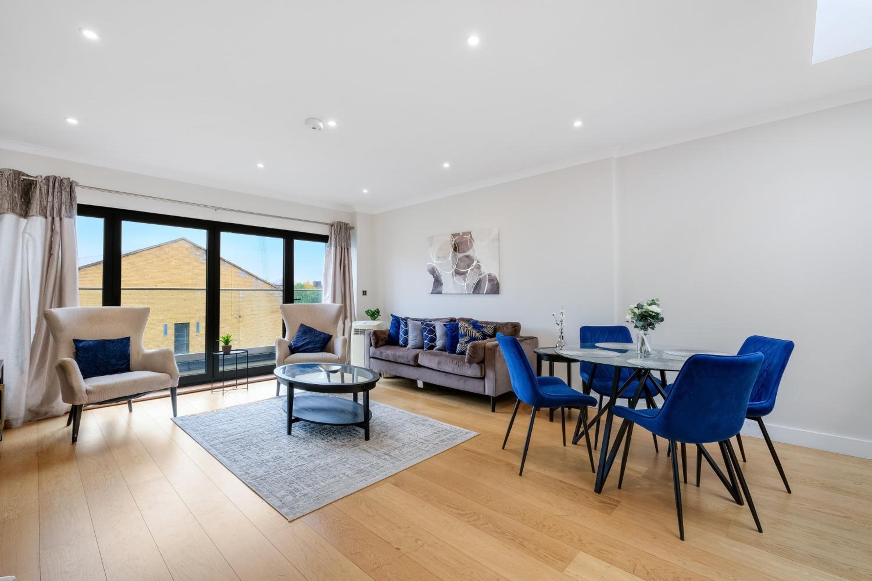The Concord Modern 2 Bedroom Apartment