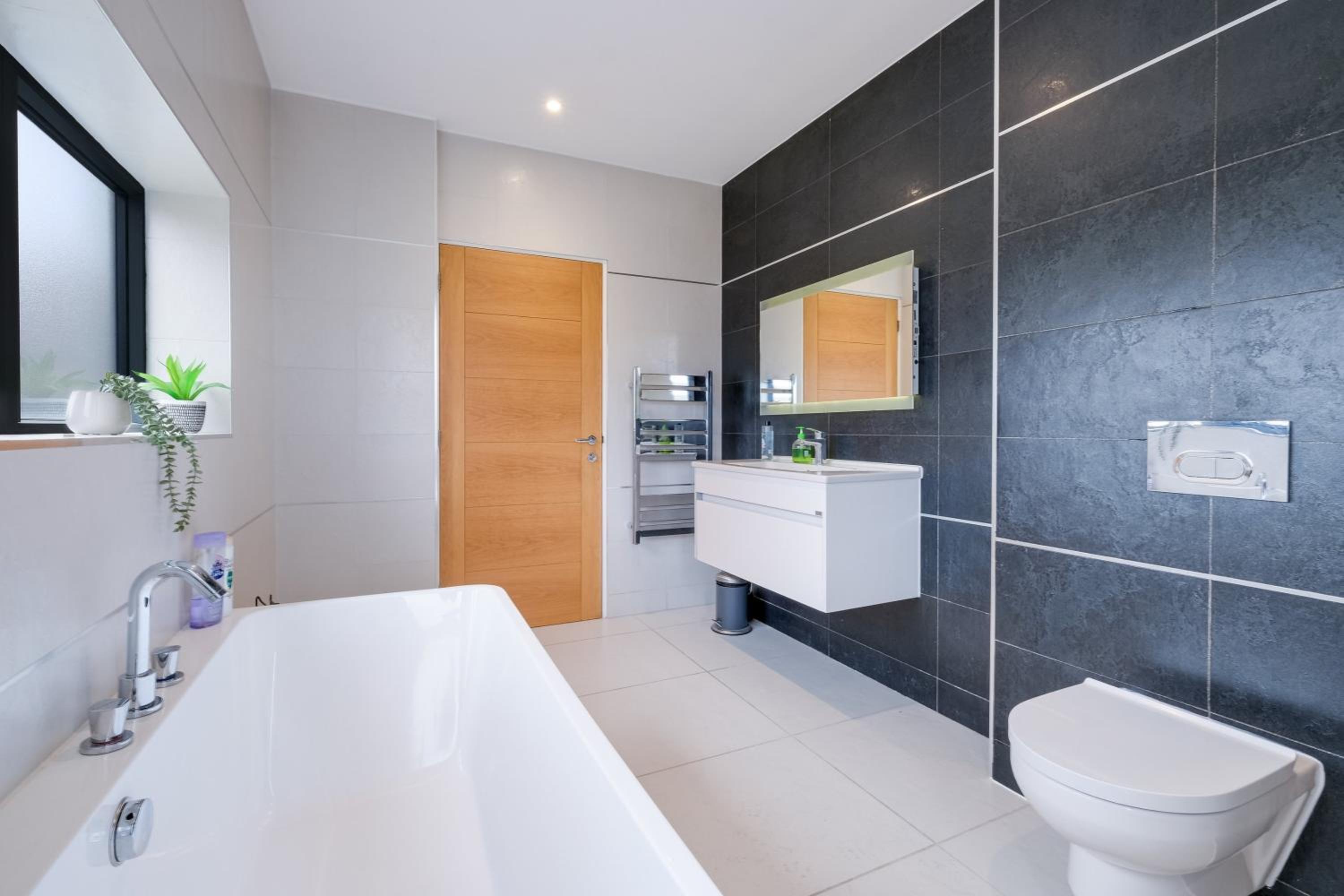 The Concord Modern 2 Bedroom Apartment