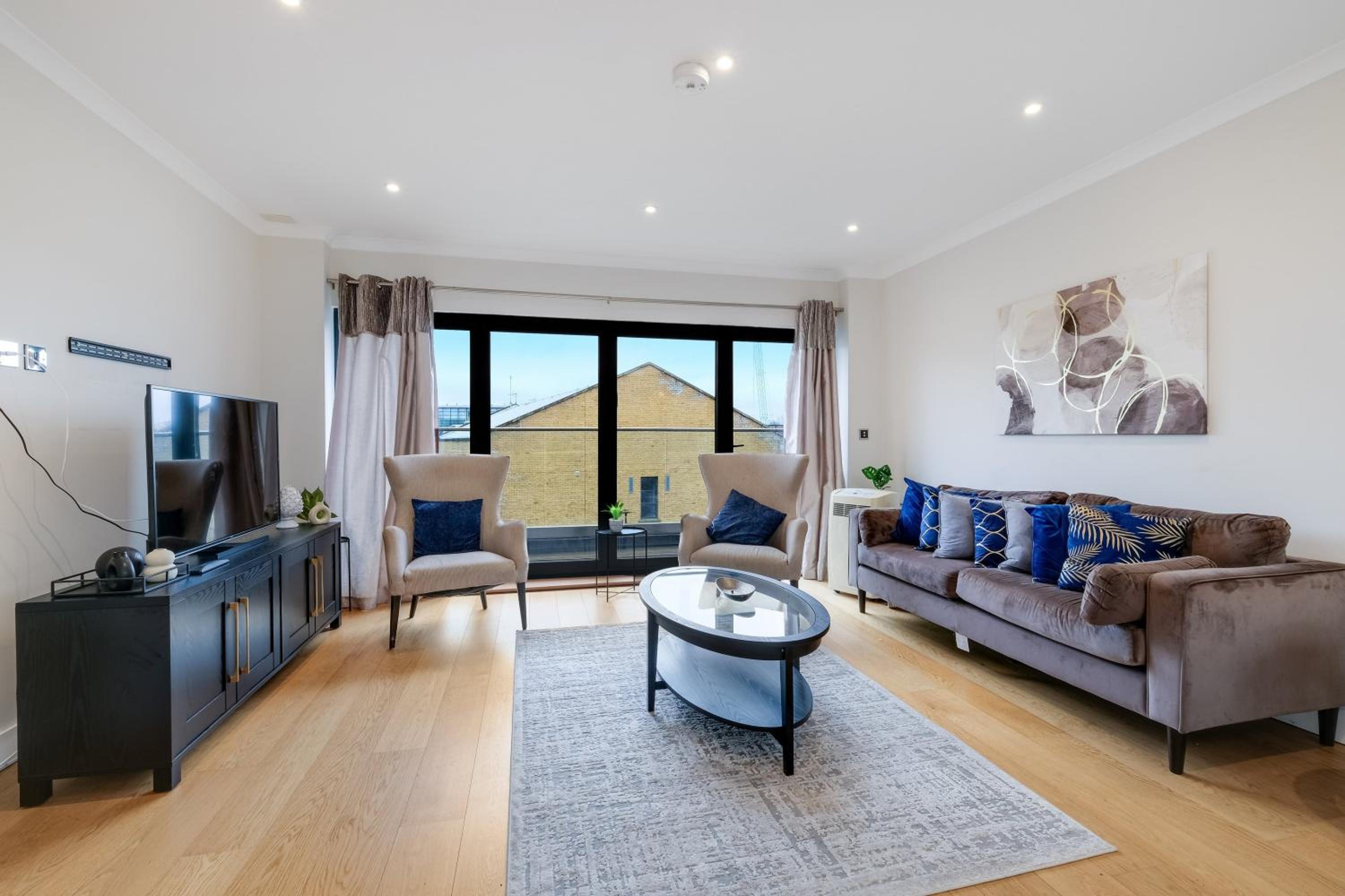 The Concord Modern 2 Bedroom Apartment