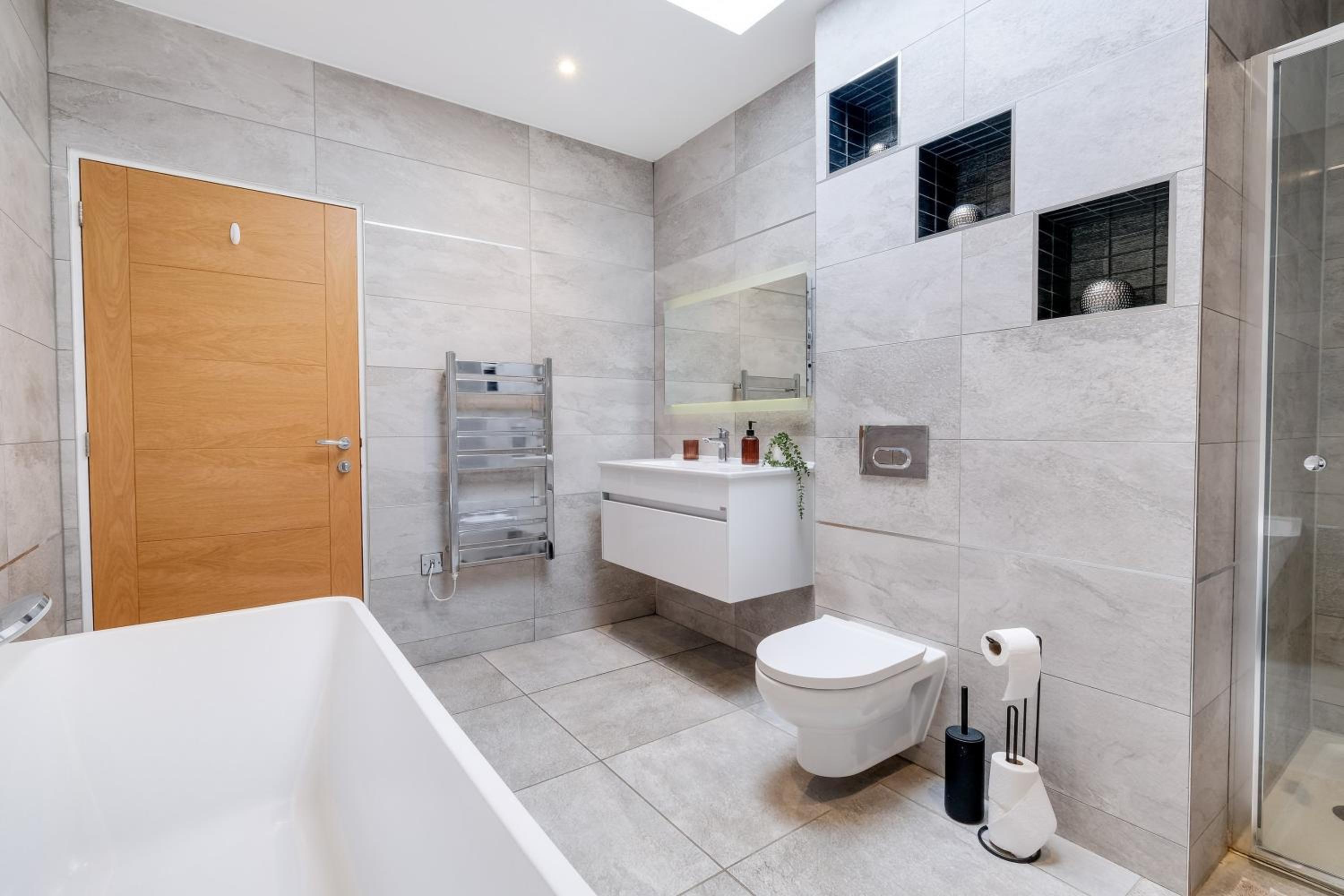 The Concord Modern 2 Bedroom Apartment