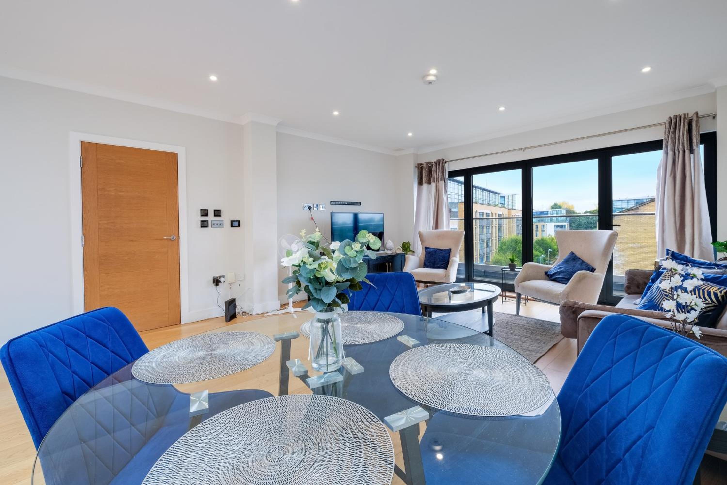 The Concord Modern 2 Bedroom Apartment