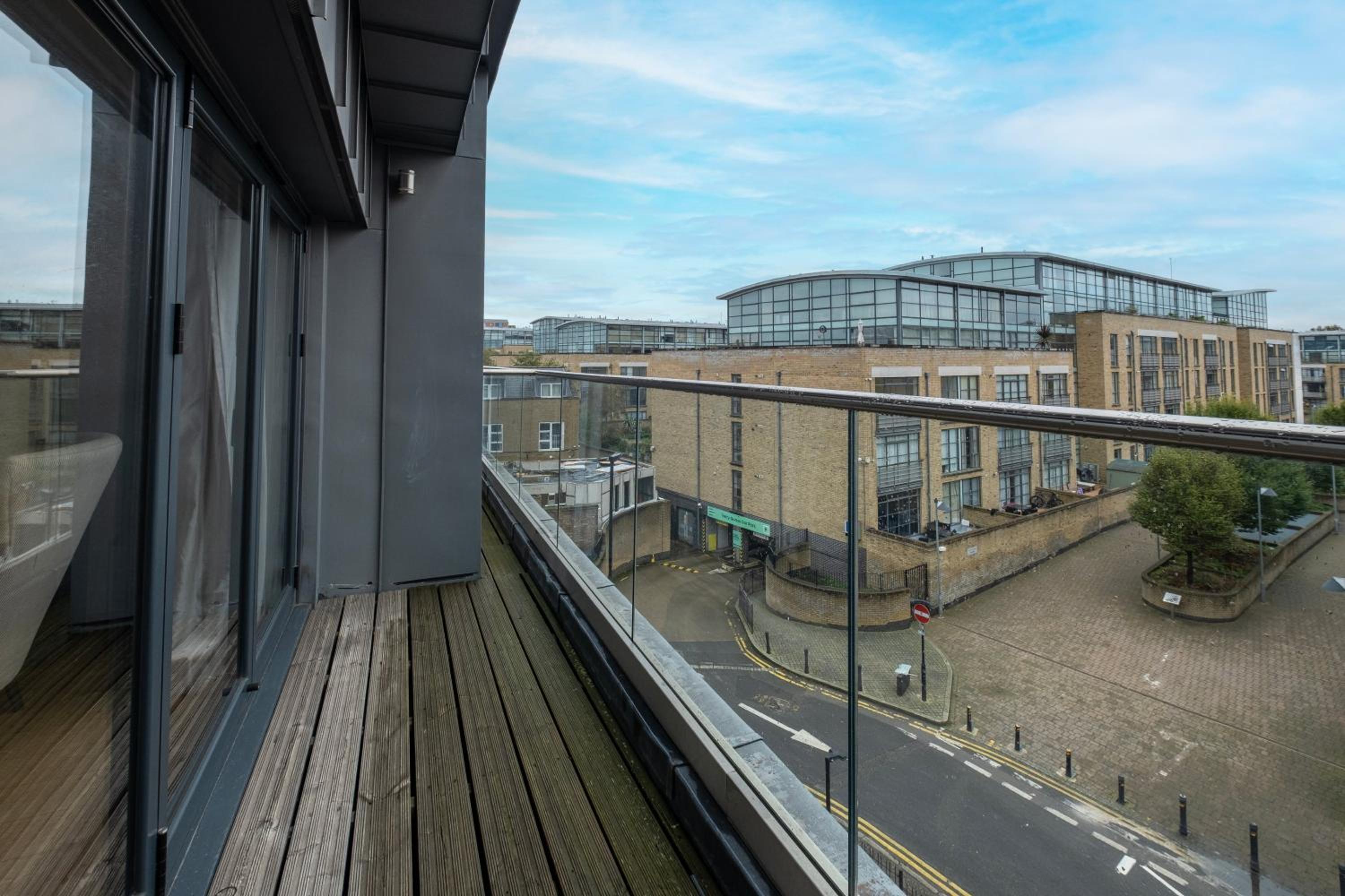 The Concord Modern 2 Bedroom Apartment