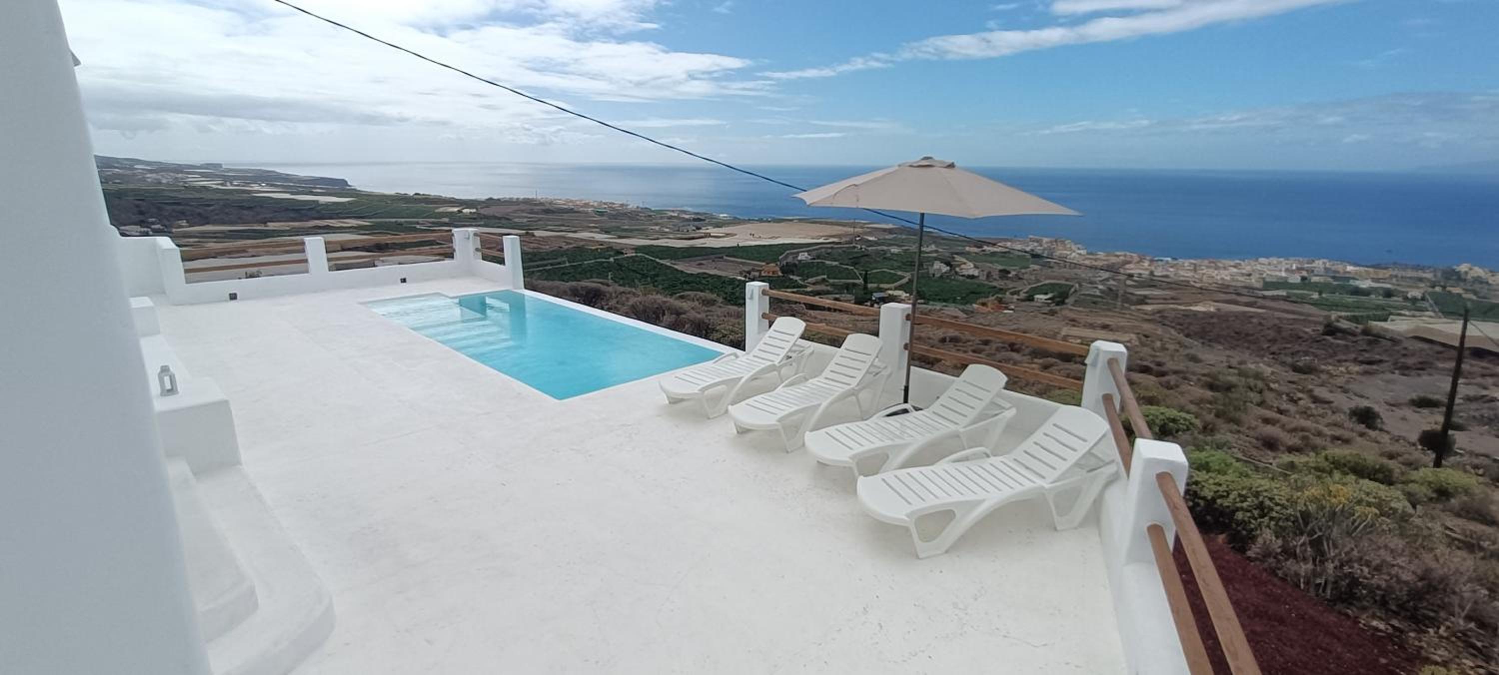 Casa Bincoblanco, balcony of the Atlantic