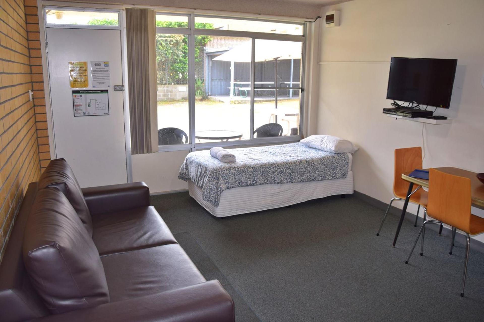 Wards Holiday Flat 2 view 4