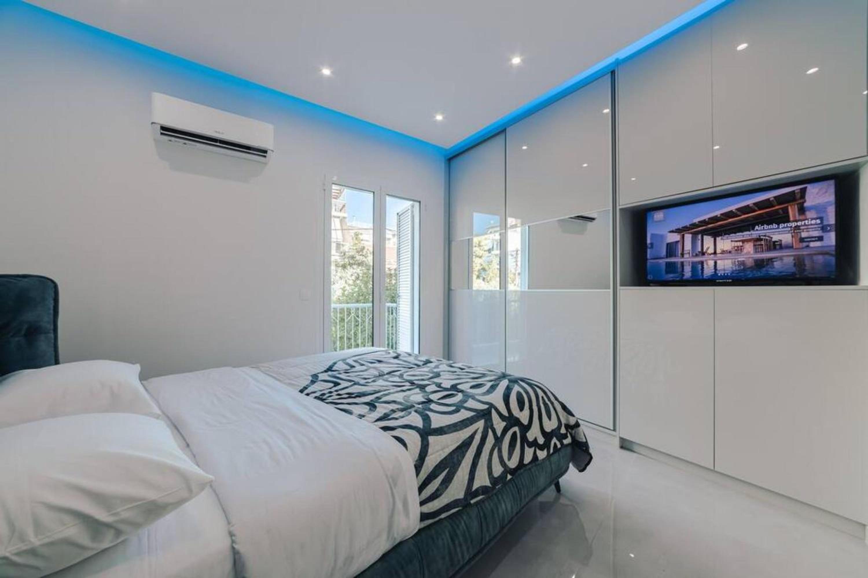 VIP flat Palaio Faliro 2BD