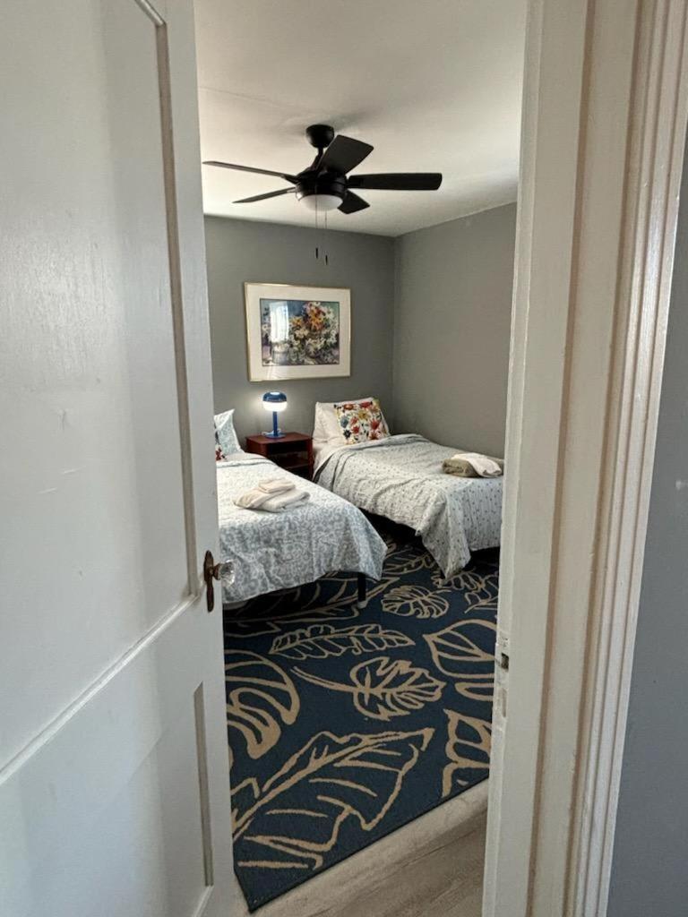 The Kennywood Suite The Blue Racer Car - Property Image 1