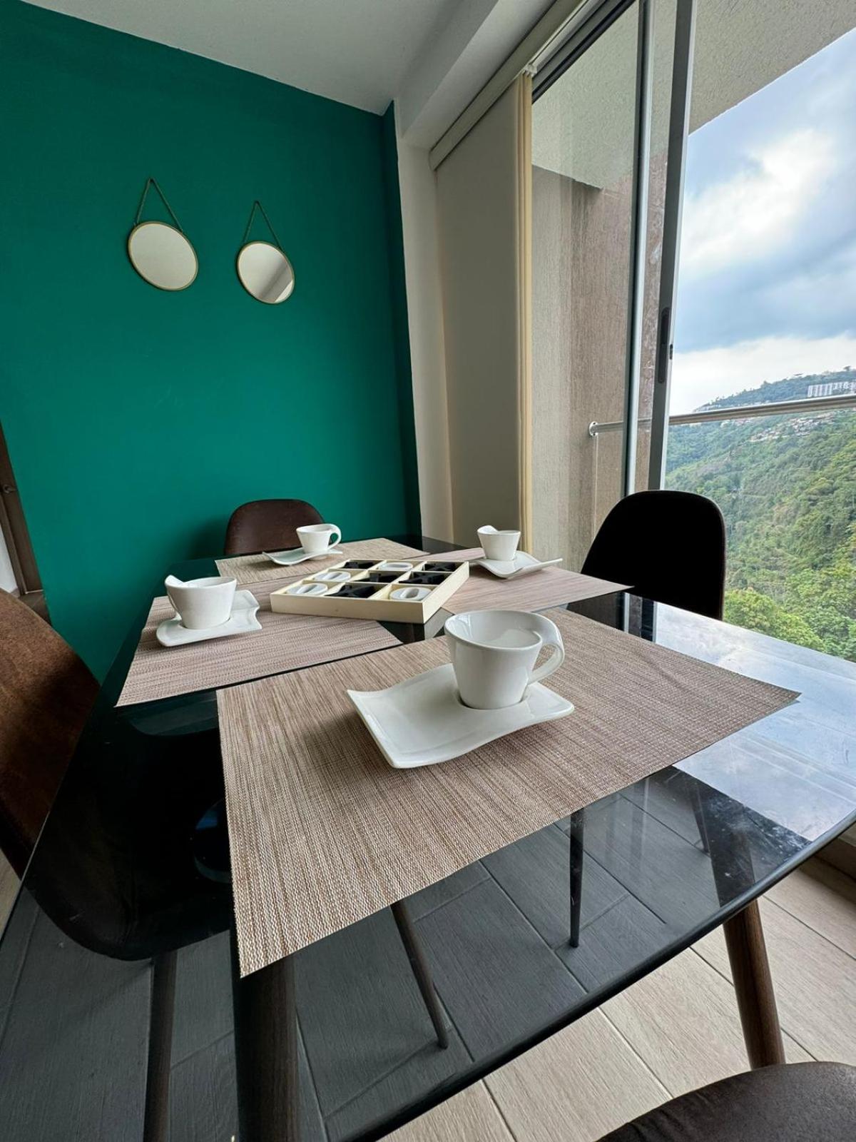 Amplio apartamento con excelente vista