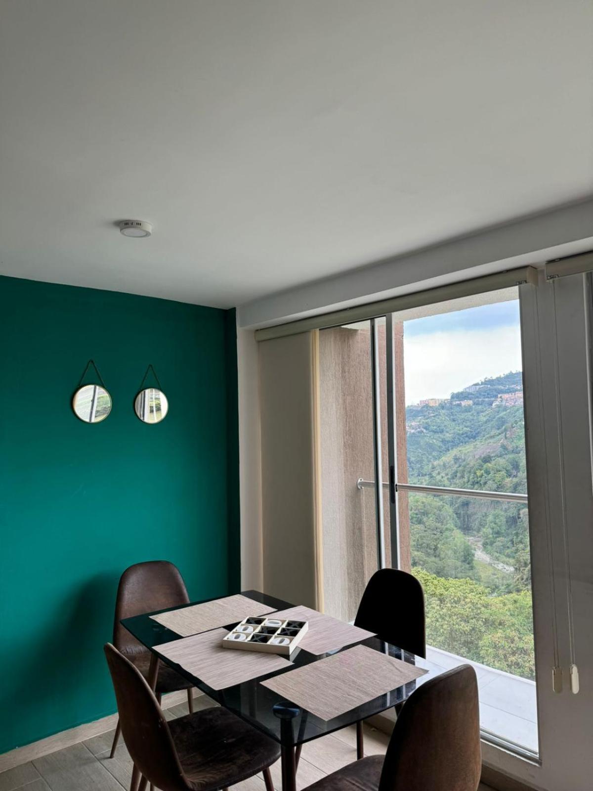 Amplio apartamento con excelente vista