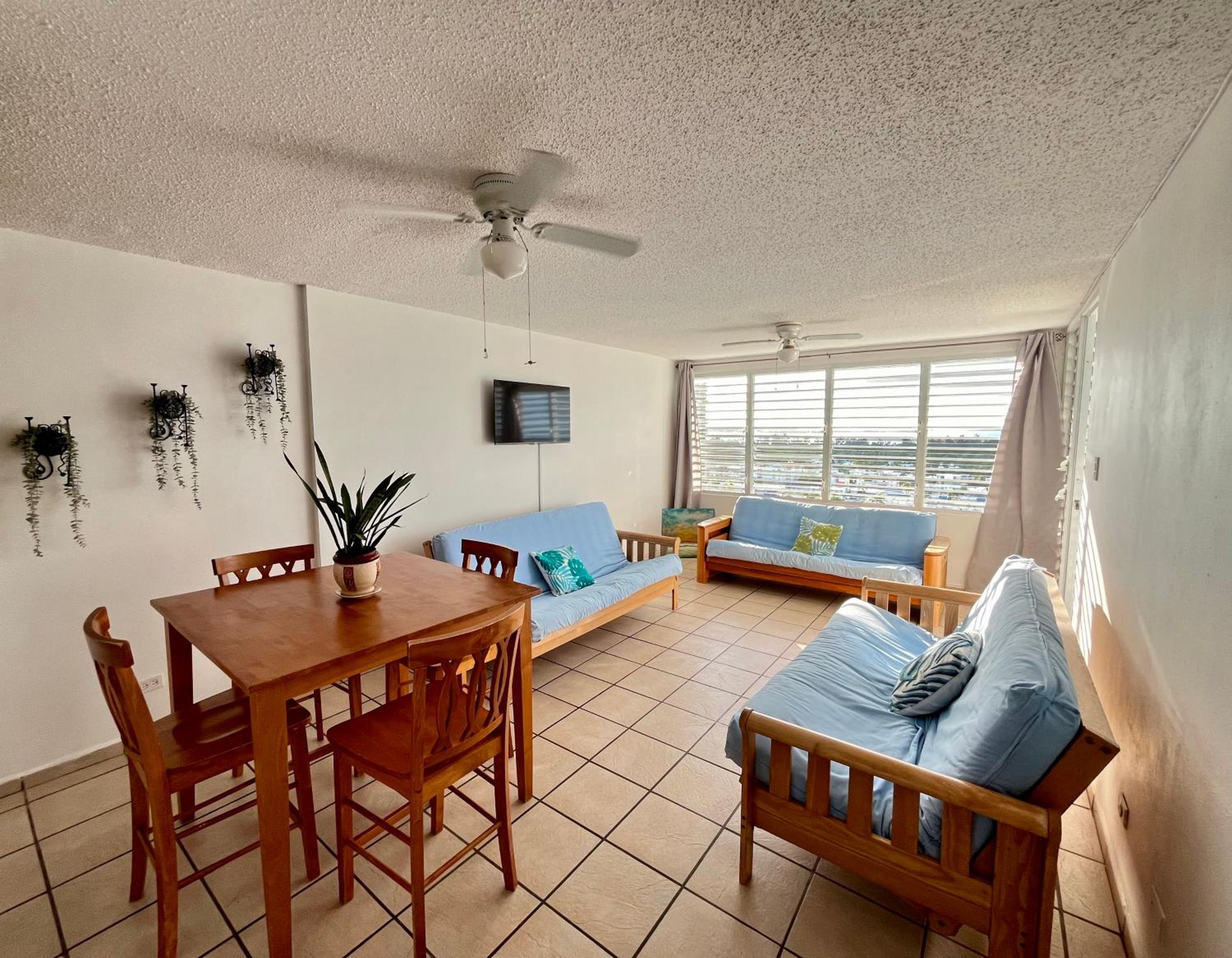 Beachfront condo at Costa Azul view 4