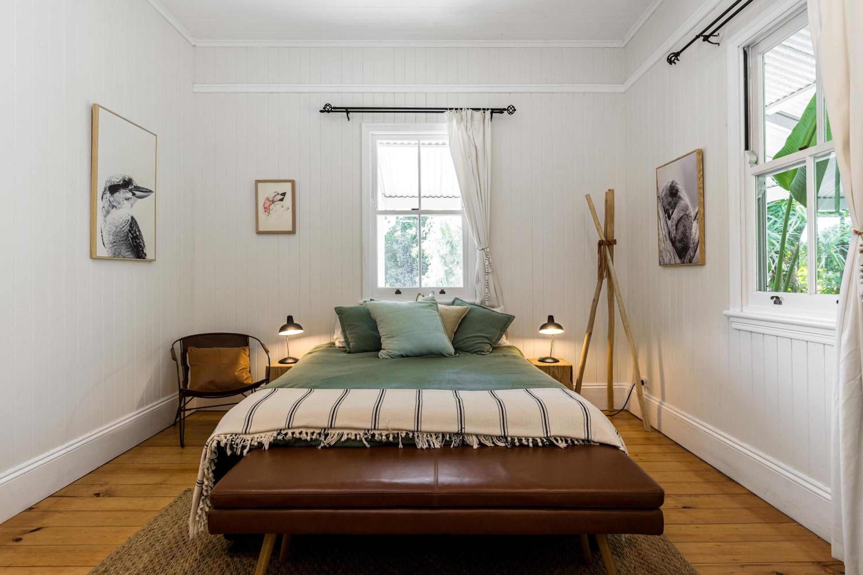 Haus Malolo Paradise 10 minutes from Byron Bay A large 5 bedroom home that sleeps 10 people