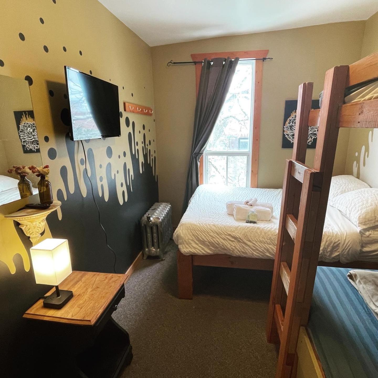 Mountain Shadow Hostel