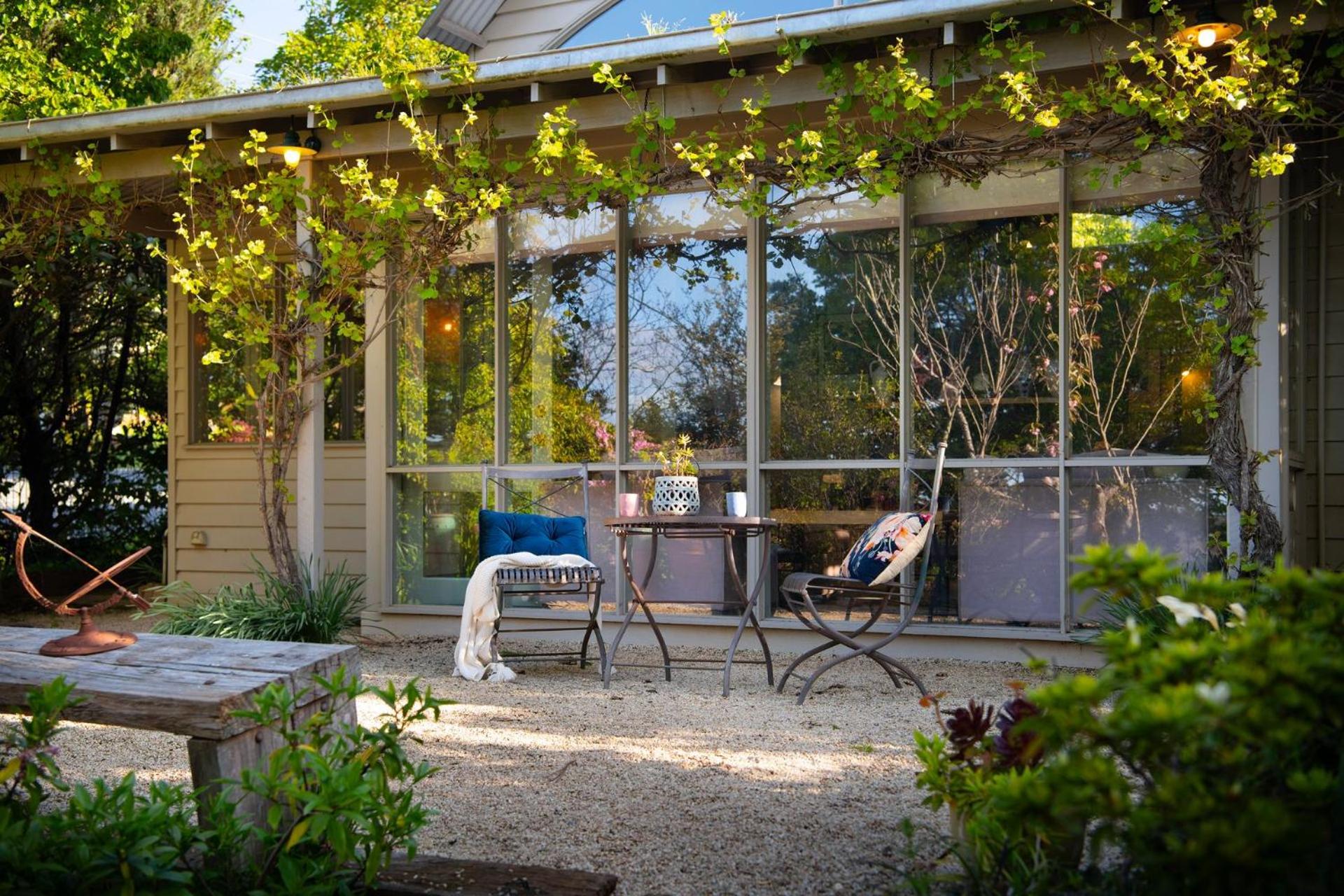 The Acorn -open fire,spa bath,dog friendly