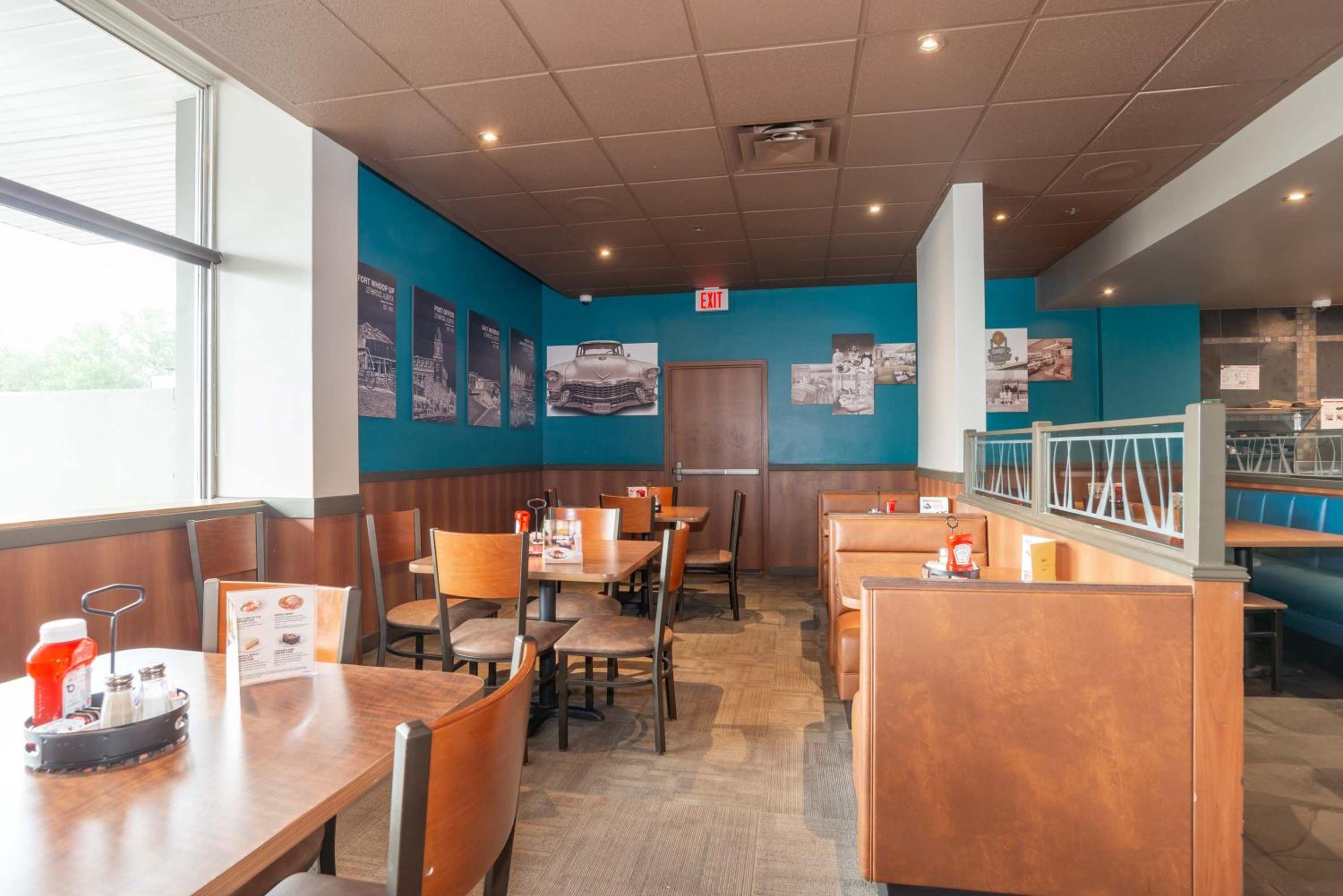 Lethbridge Vacations - Sandman Hotel Lethbridge - Property Image 12