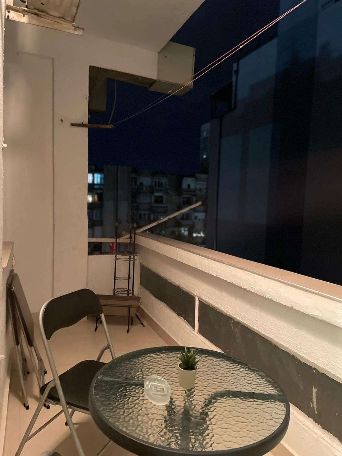 City Centre Comfort Apartment - Free Parking