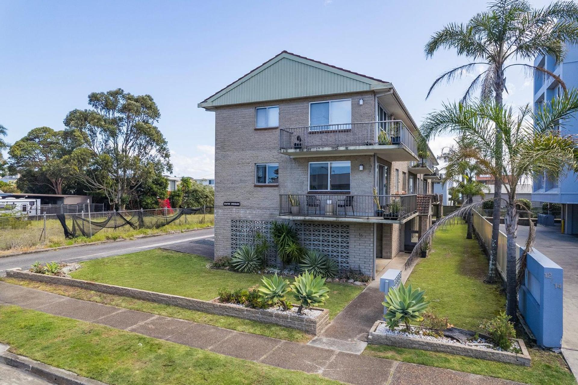 1 Costa Smerelda, 16 Soldiers Point Rd - filtered water views