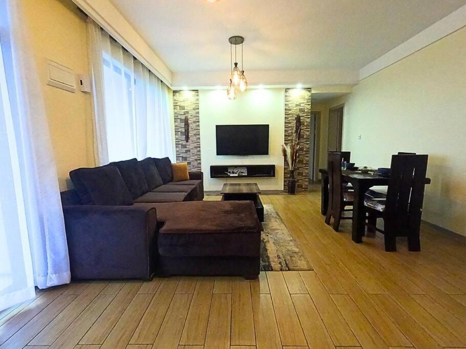 Skyline in Kileleshwa 2BR with Pool & Gym