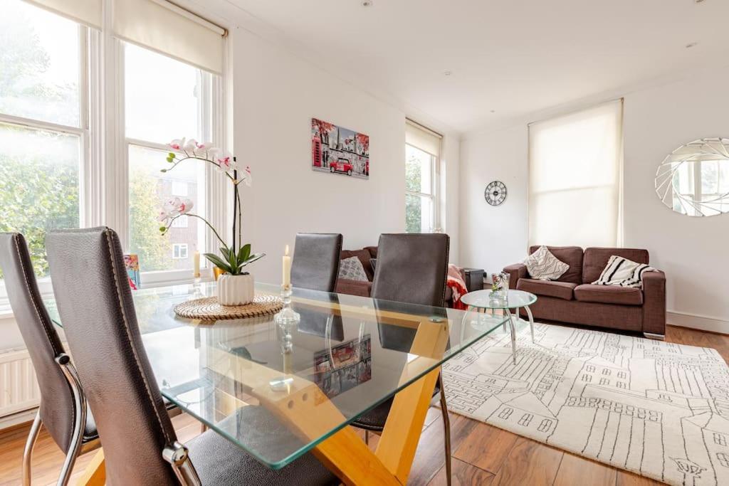 2 Bedroom Flat in St Johns Wood