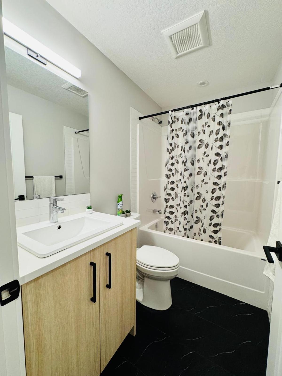 chestermere home