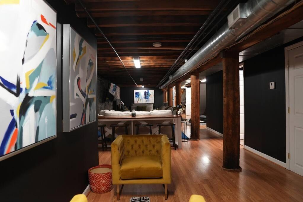 lounge