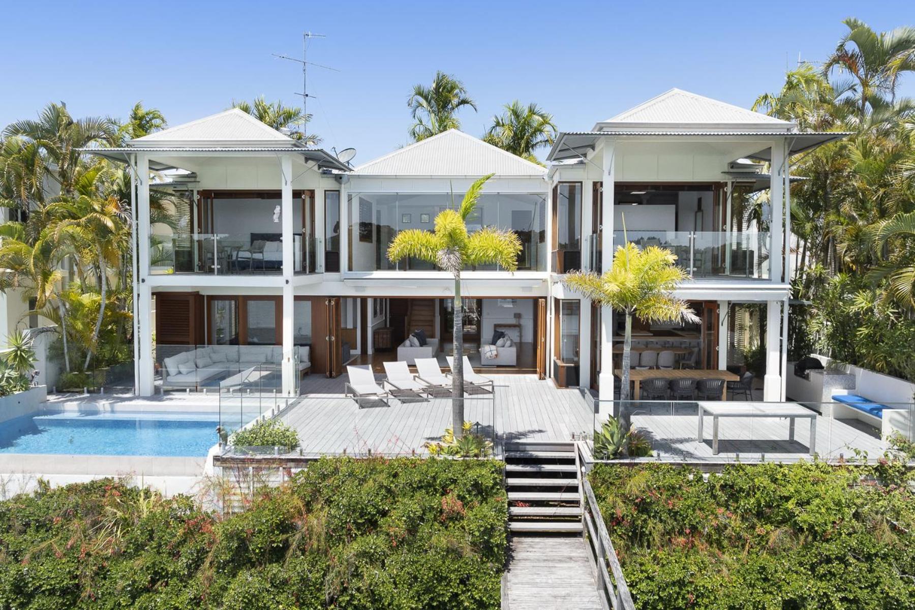 Riverside Elegance on Noosa Parade
