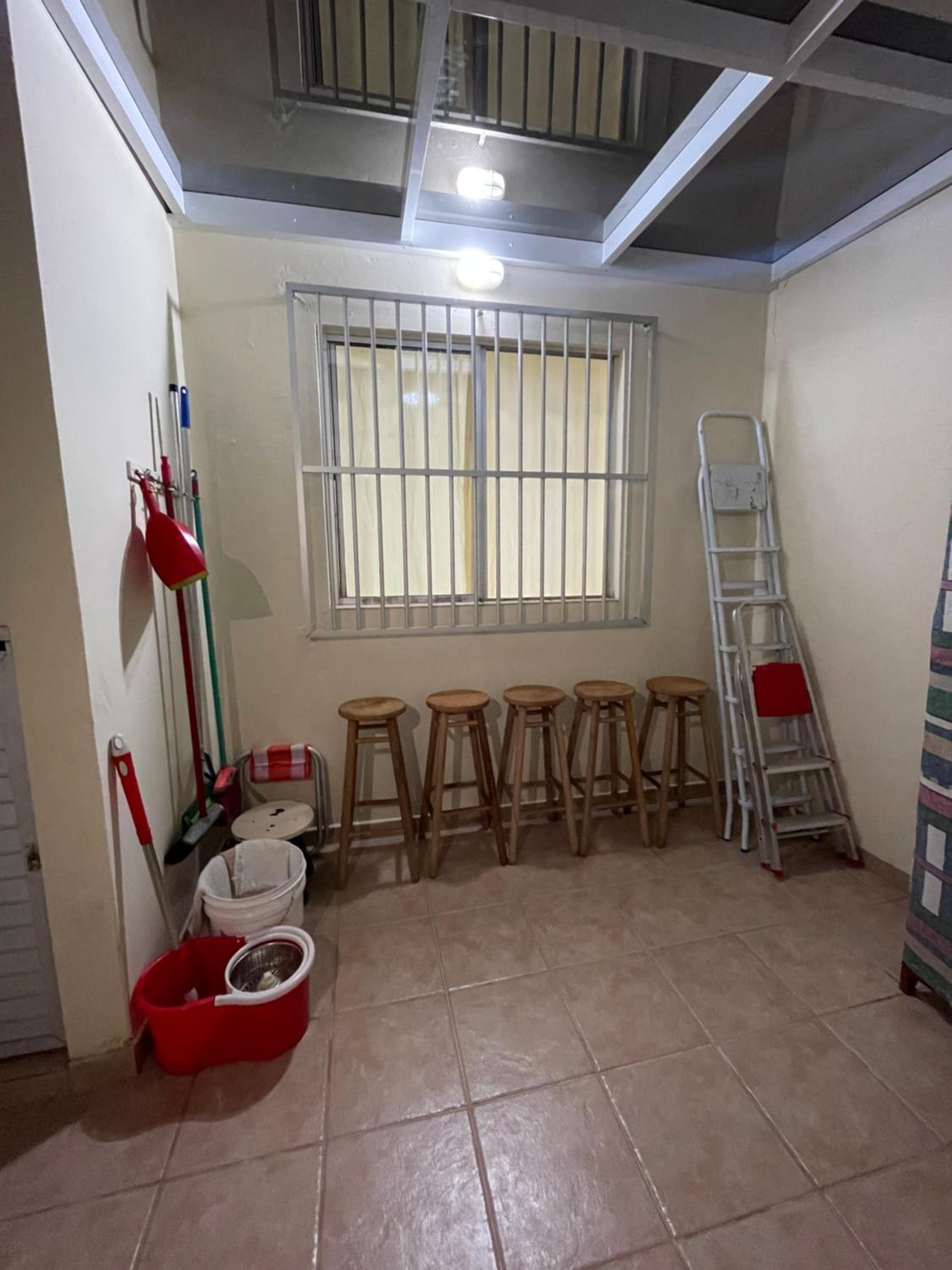 Sobrado aconchegante com Piscina Ar Condicionado 3 quartos a 150 metros do mar no Brejatuba