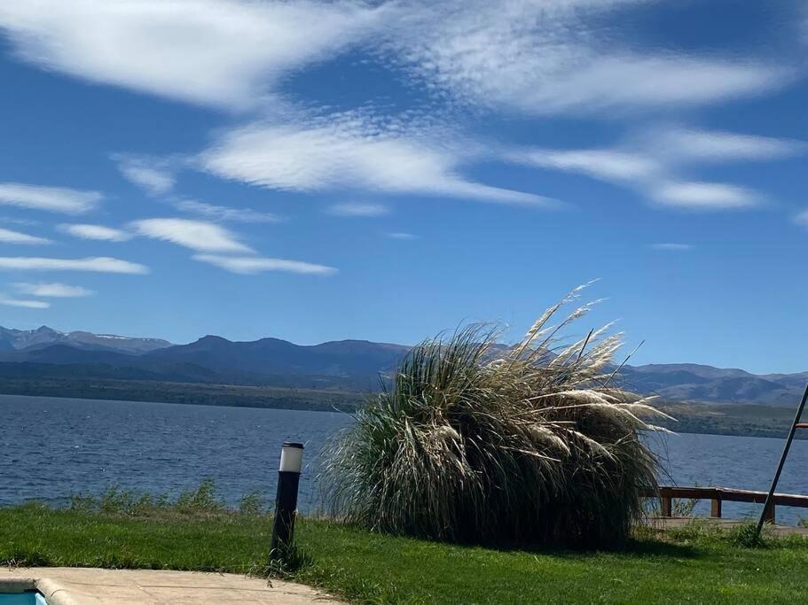 Lake bandurrias con vista infinita al Nahuel