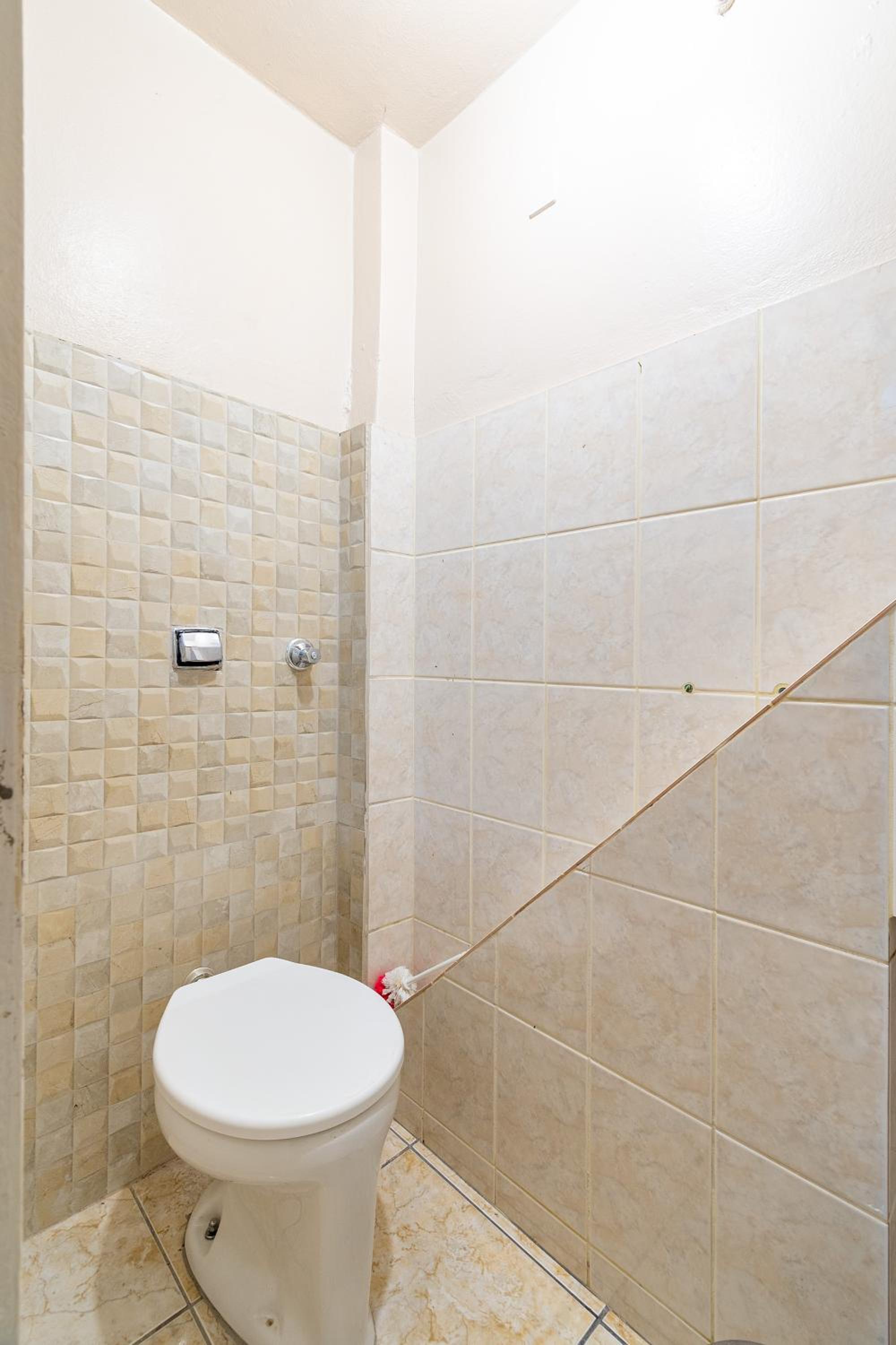3 Quartos Completíssimo Dentro da Rua Coberta