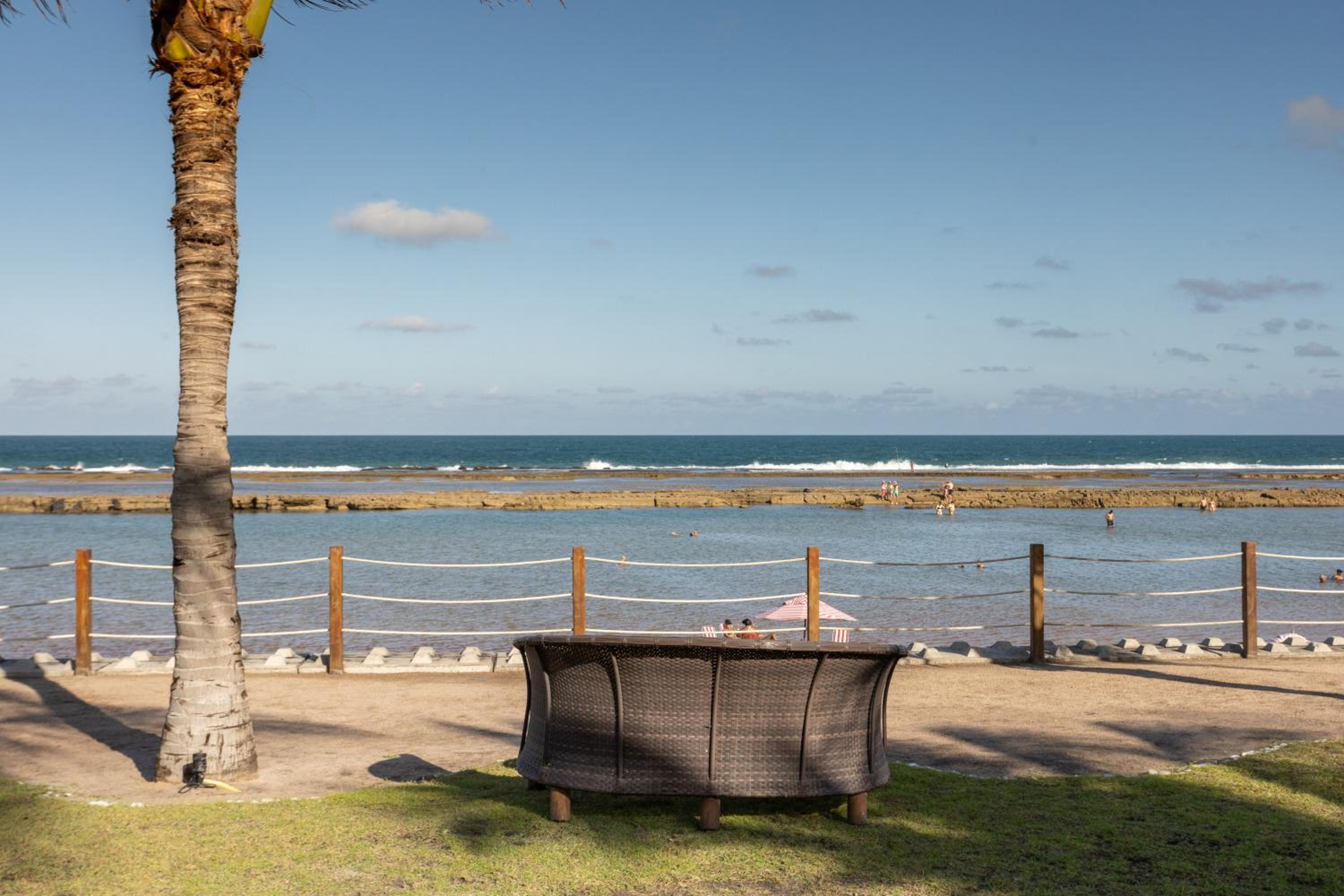 Apt BEIRA MAR em Muro Alto ao lado do Nanai