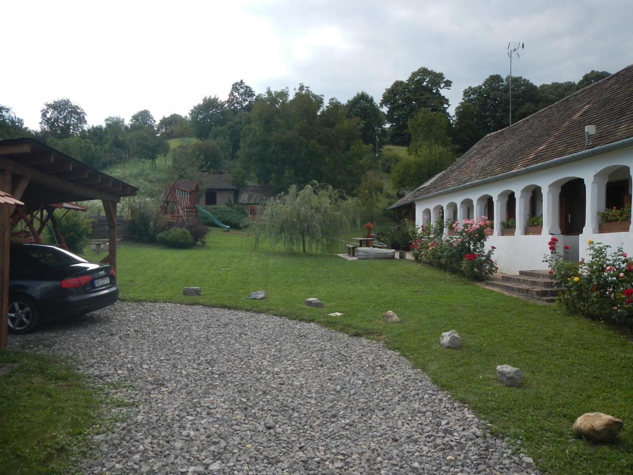 Photo 25