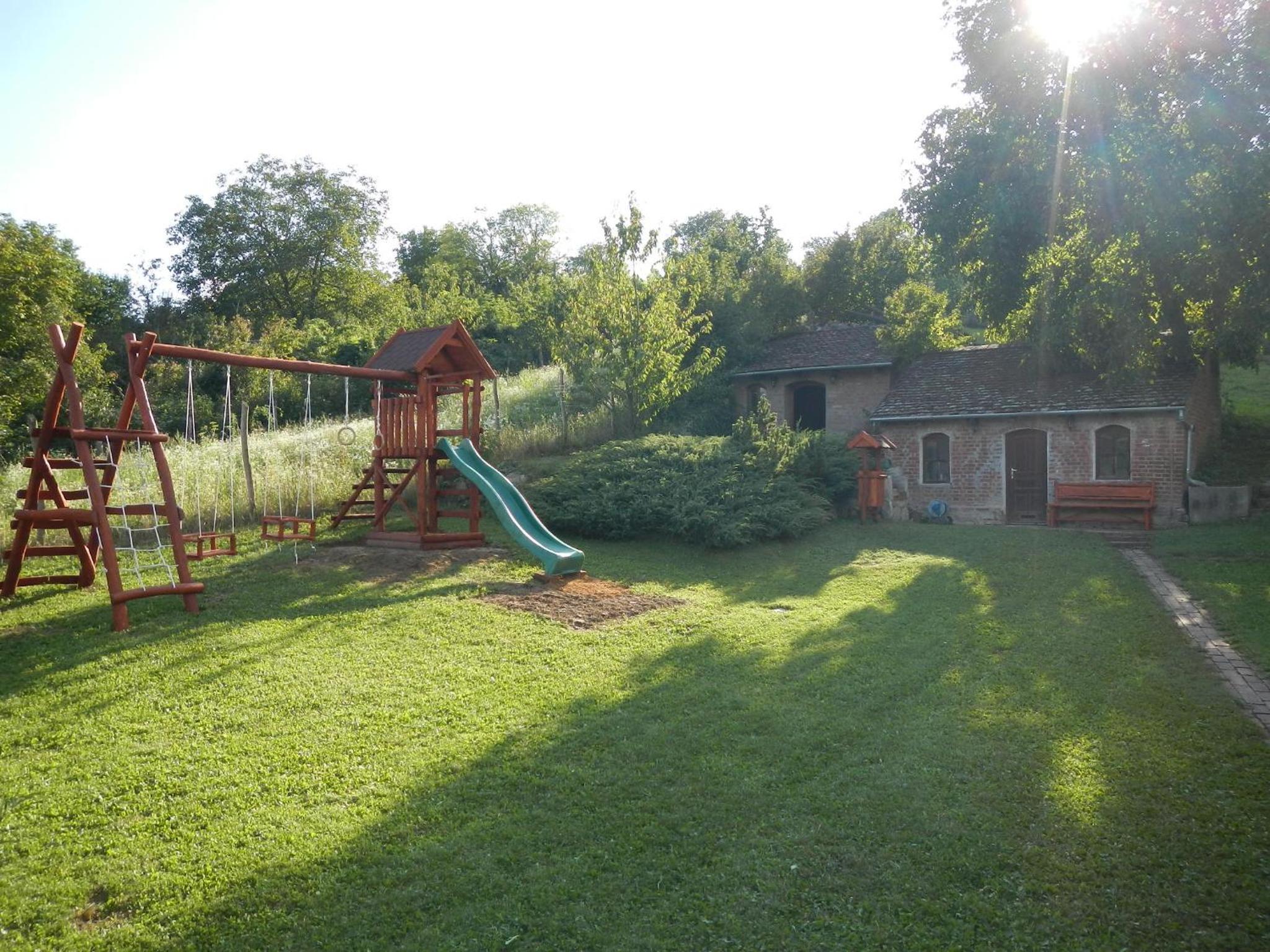 Photo 29