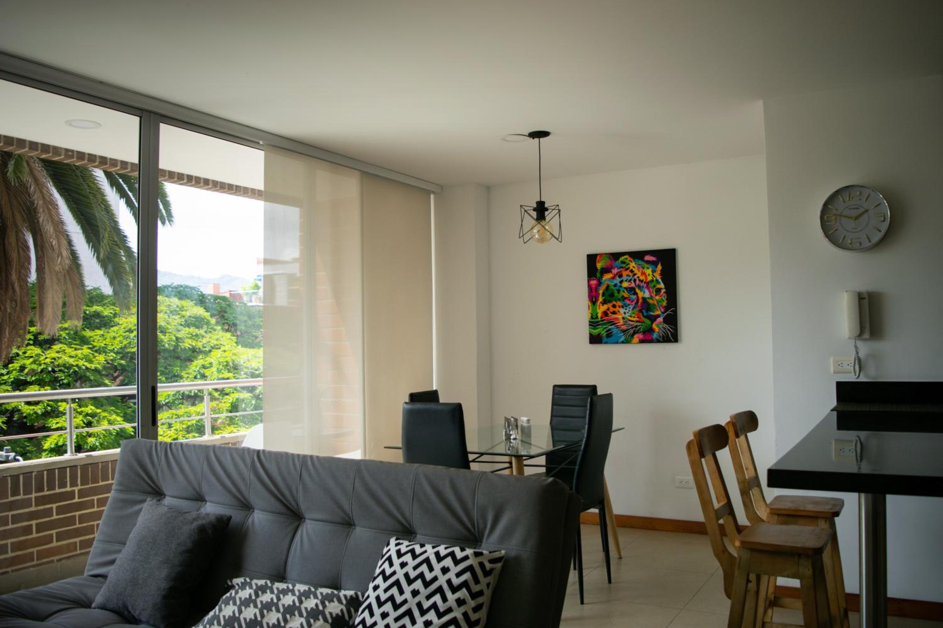 Hermoso y acogedor apartamento cerca a unicentro