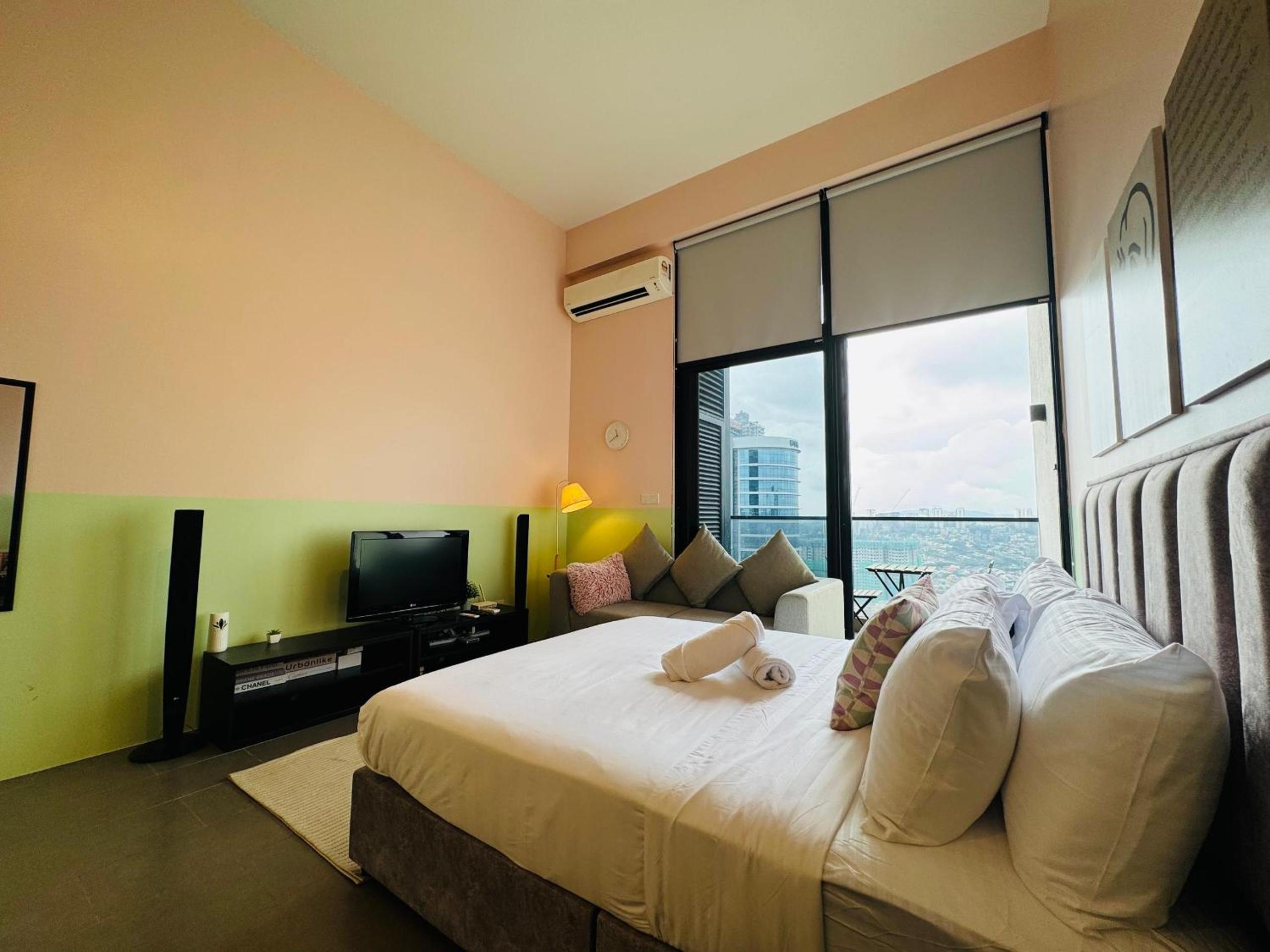 EST Bangsar KL Sentral by DeUrban