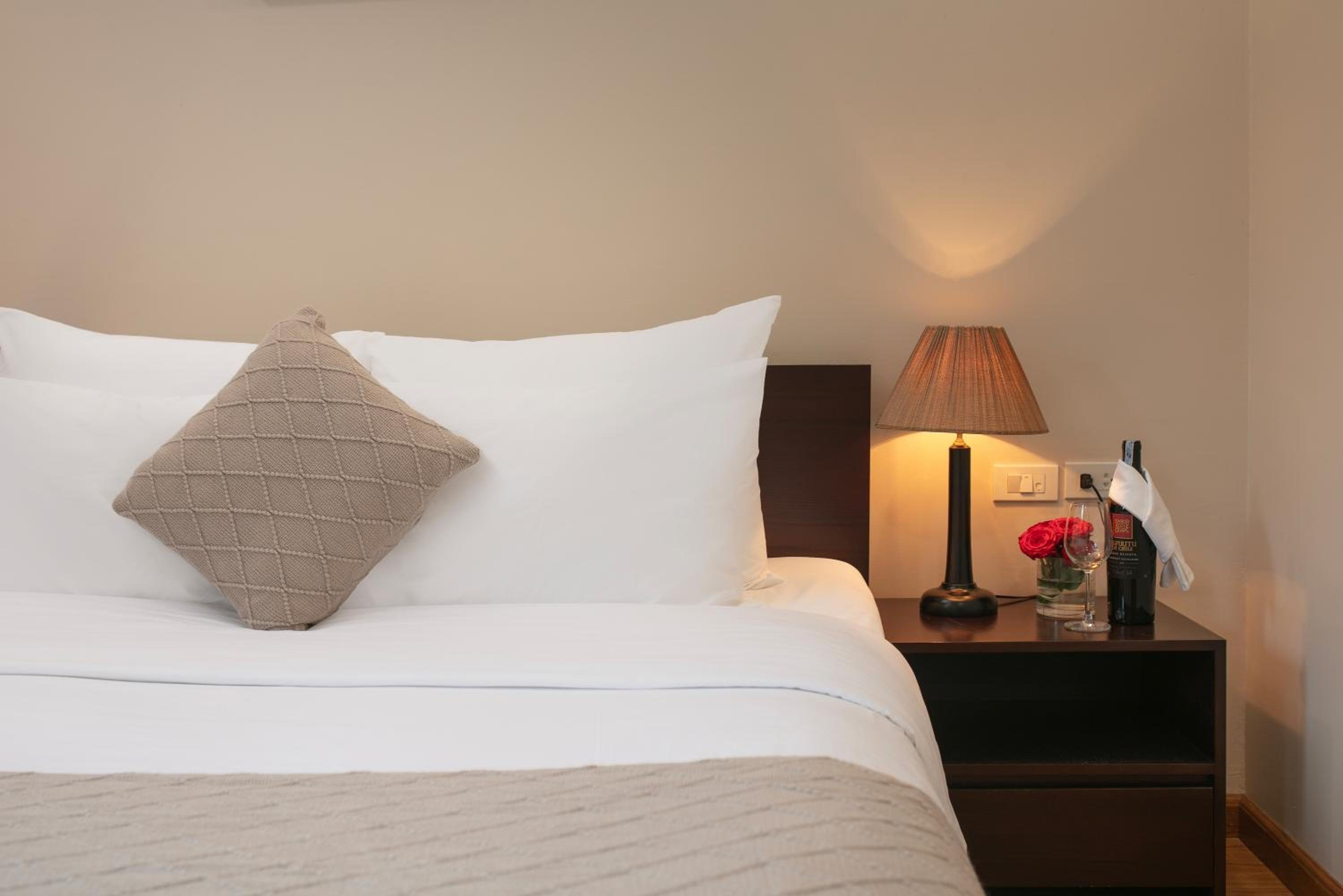 HB Serviced Apartment - 12 Trần Quý Kiên