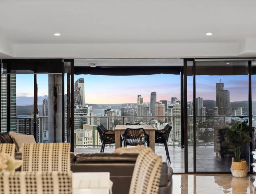 Sub-Penthouse Dream in Circle on Cavill - Hosted by Coastal Letting Co.