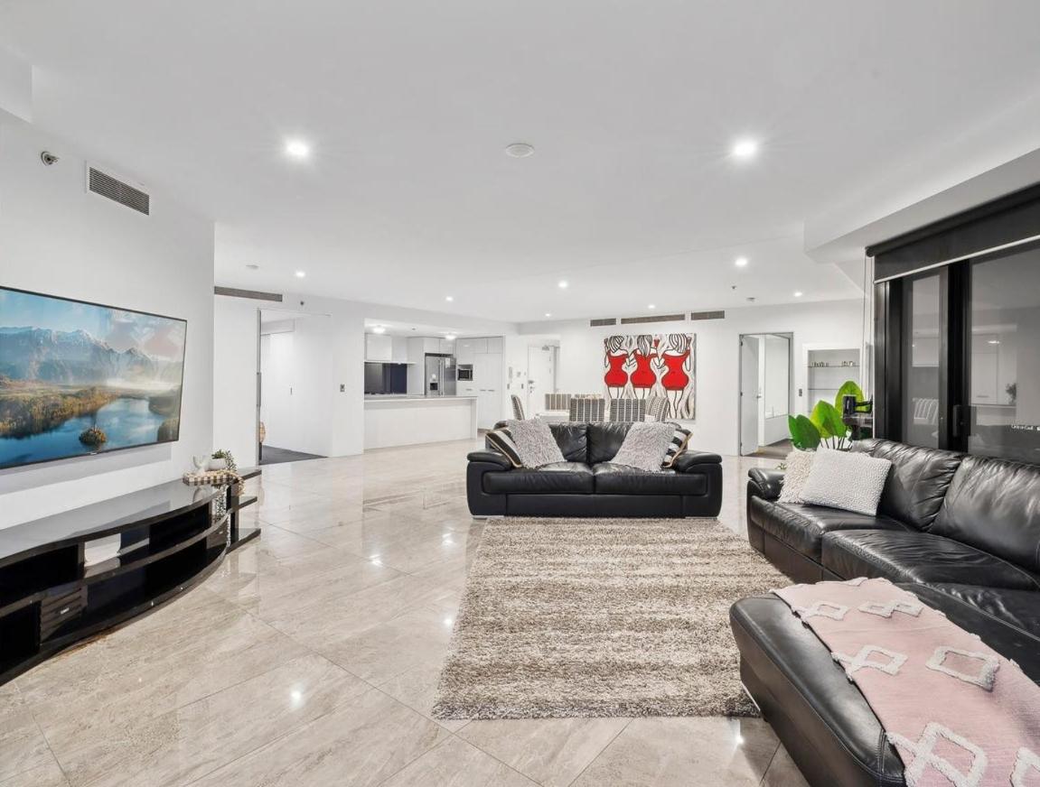 Circle on Cavill - Hosted by Coastal Letting Co.