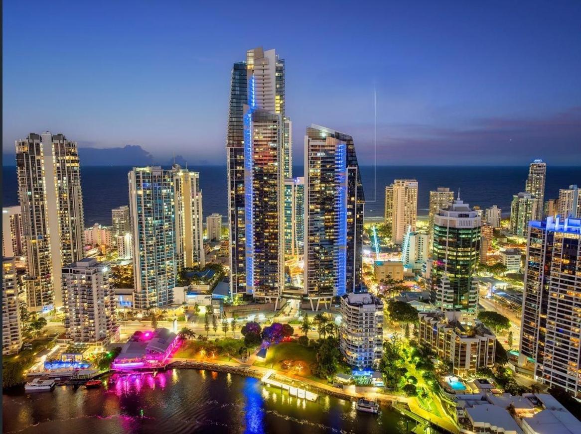 Circle on Cavill - Hosted by Coastal Letting Co.